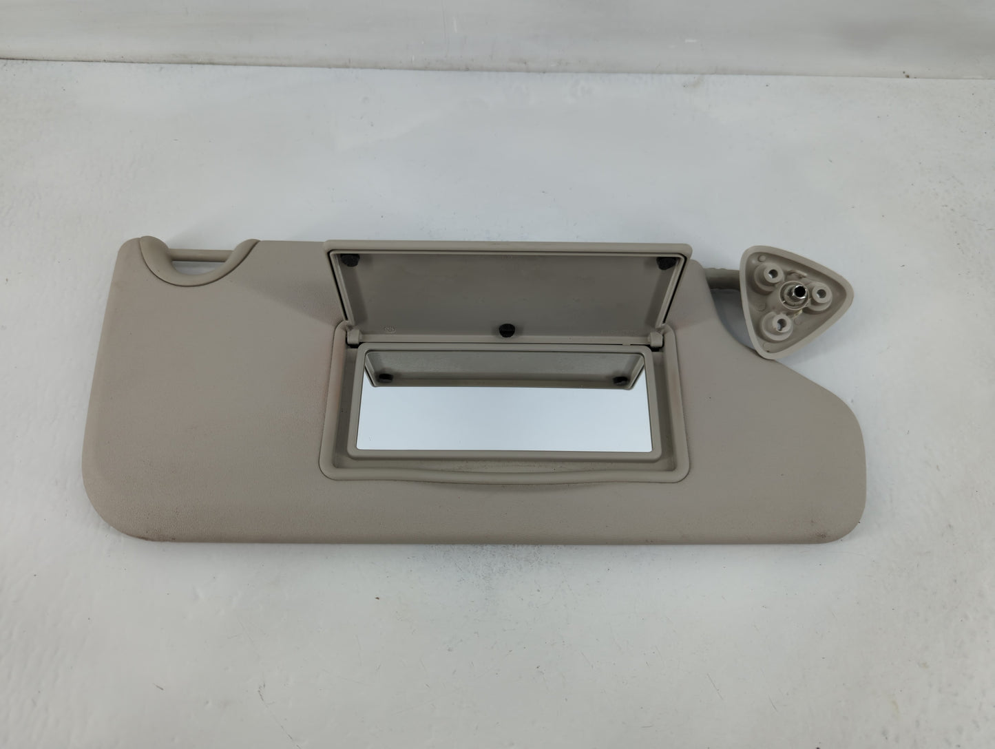 2014 Dodge Journey Sun Visor Shade Replacement Passenger Right Mirror Fits OEM Used Auto Parts - Oemusedautoparts1.com
