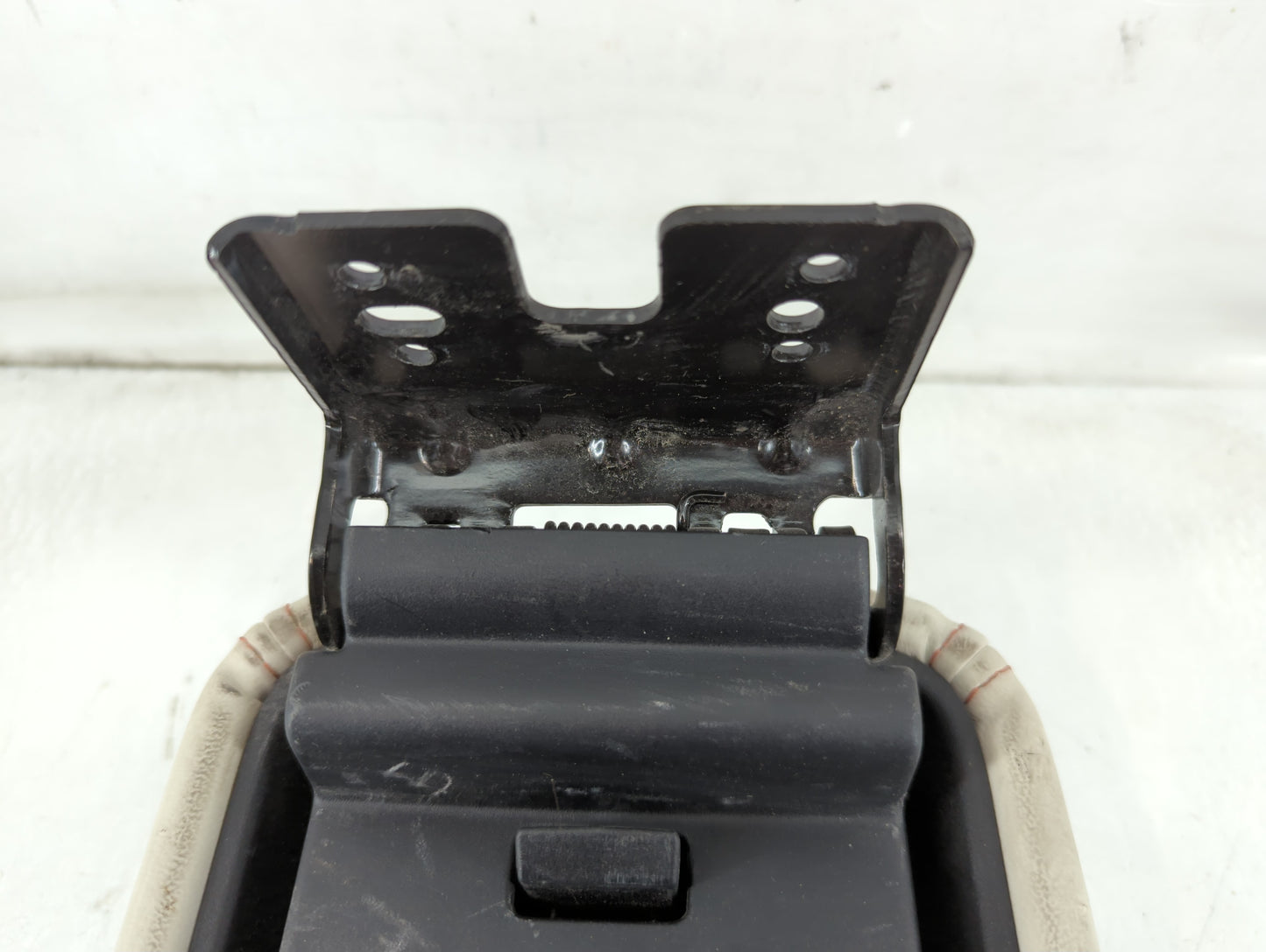 2012-2020 Dodge Journey Center Console Armrest Cover Lid P/N:202297 Fits Fits 2012 2013 2014 2015 2016 2017 2018 2019 2020 O