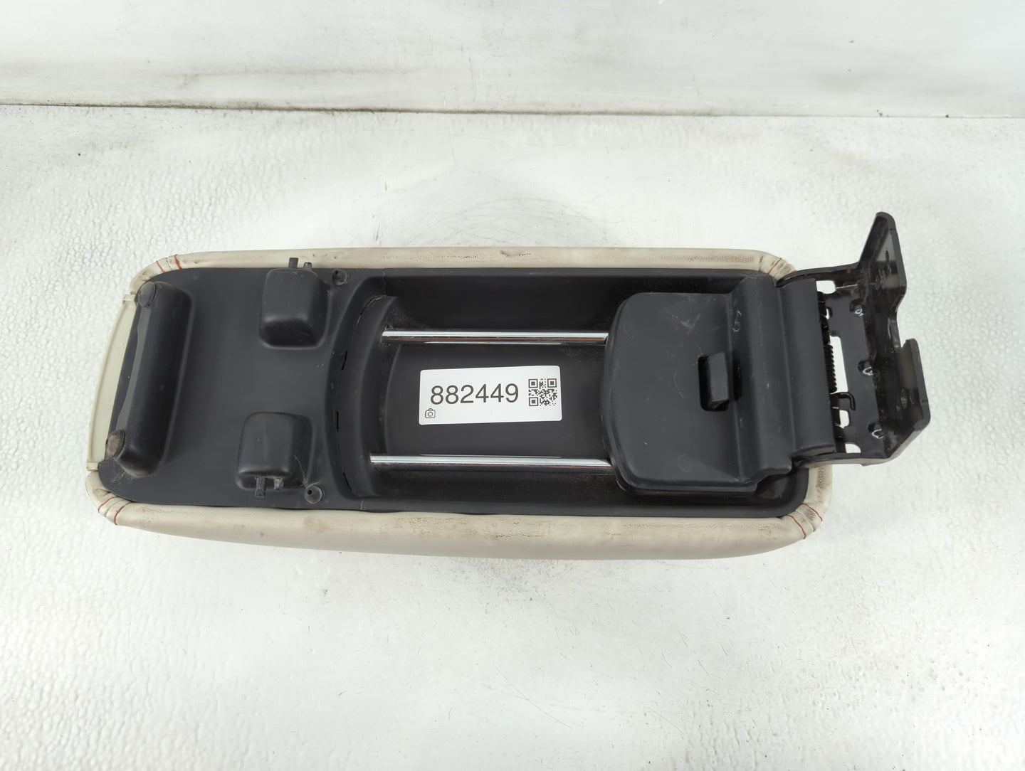 2012-2020 Dodge Journey Center Console Armrest Cover Lid P/N:202297 Fits Fits 2012 2013 2014 2015 2016 2017 2018 2019 2020 O