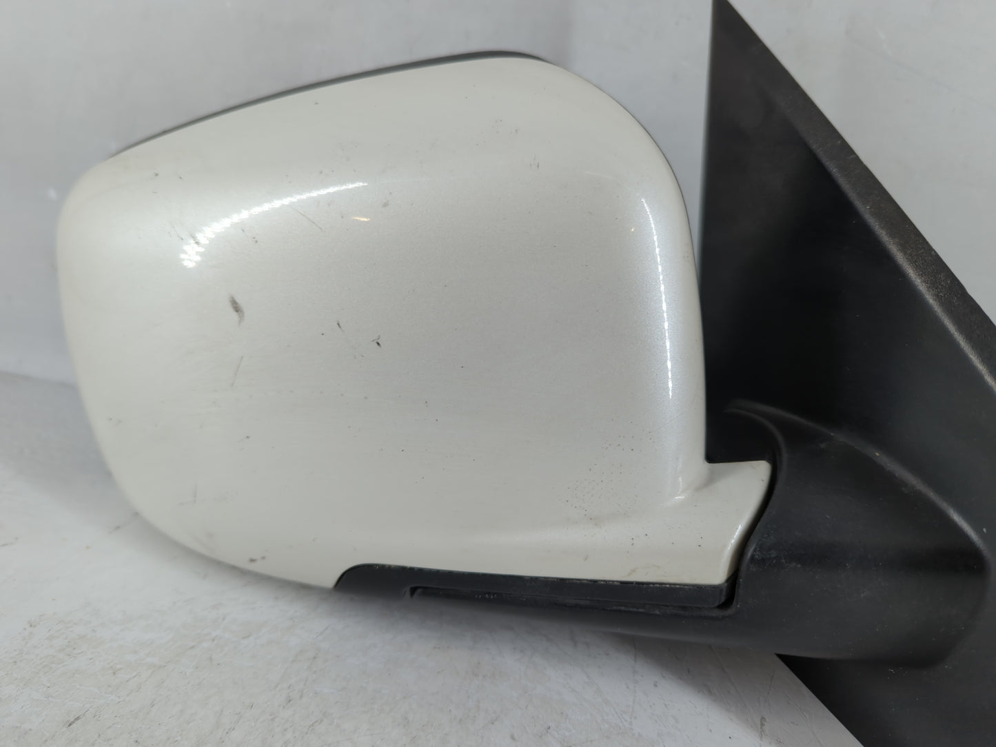 2014 Dodge Journey Passenger Side View Mirror - Right Door Mirror OEM Used - Oemusedautoparts1.com