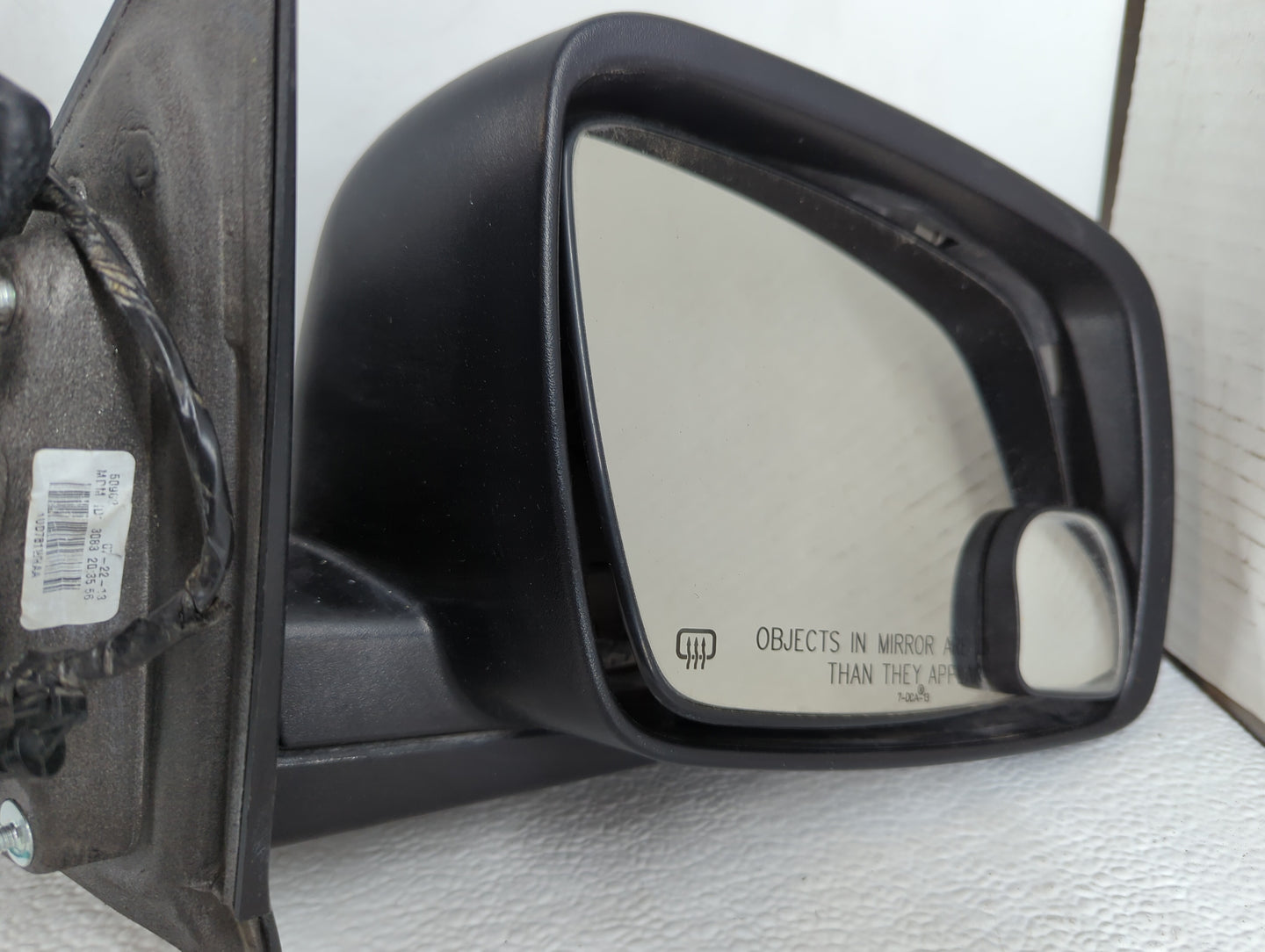 2014 Dodge Journey Passenger Side View Mirror - Right Door Mirror OEM Used - Oemusedautoparts1.com