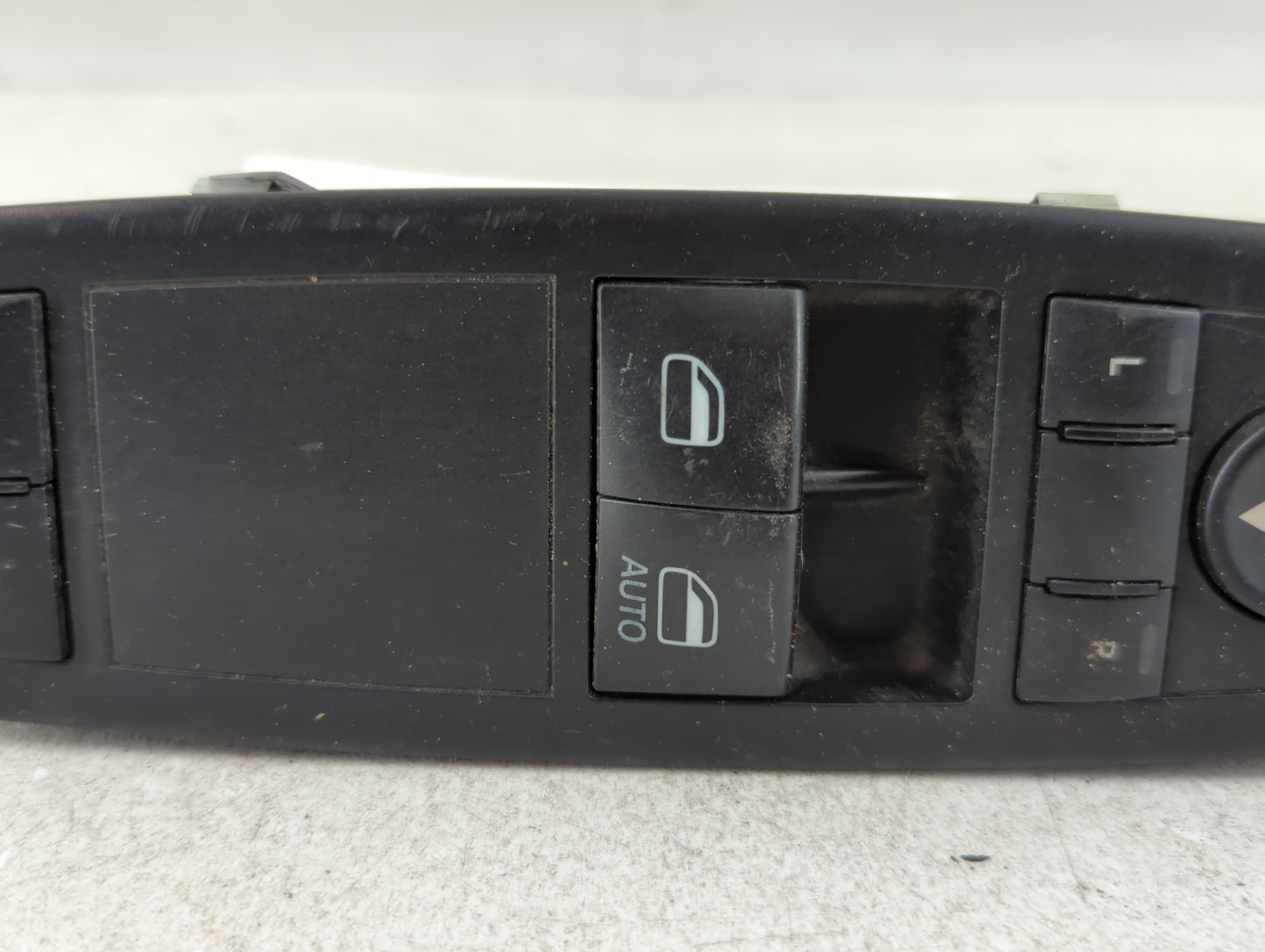 2014 Dodge Ram 1500 Master Power Window Switch Replacement Driver Side Left P/N:68148893AA Fits OEM Used Auto Parts - Oemuse