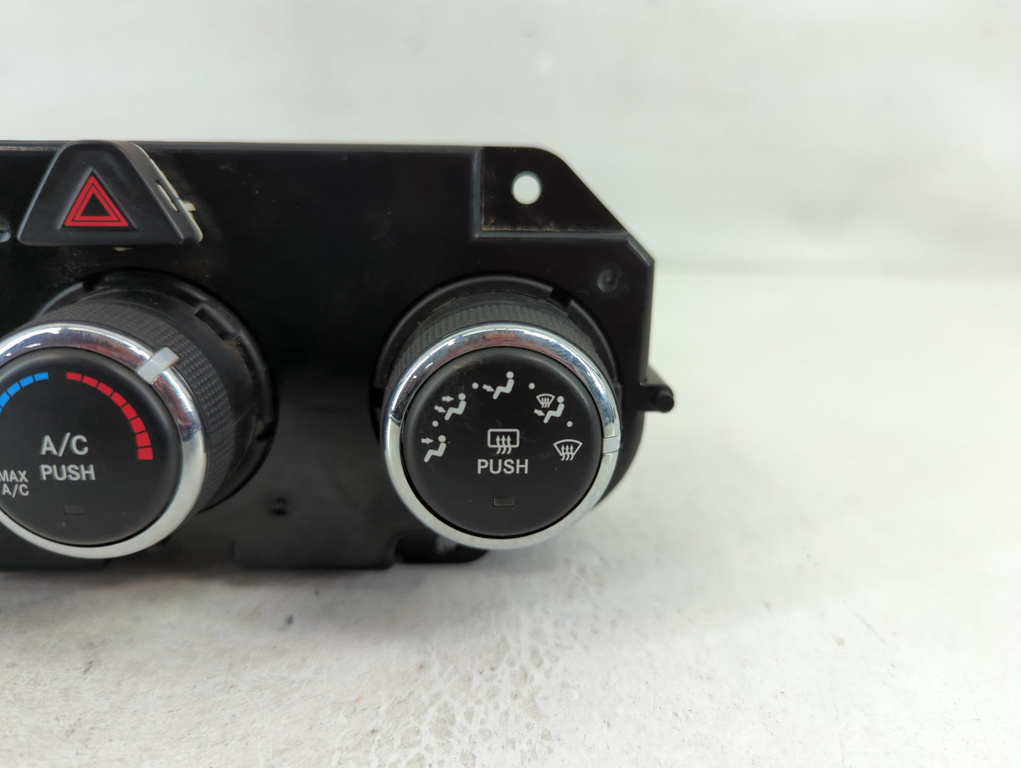 2014 Dodge Ram 1500 Climate Control Module Temperature AC/Heater Replacement P/N:P68186217AD Fits OEM Used Auto Parts - Oemu