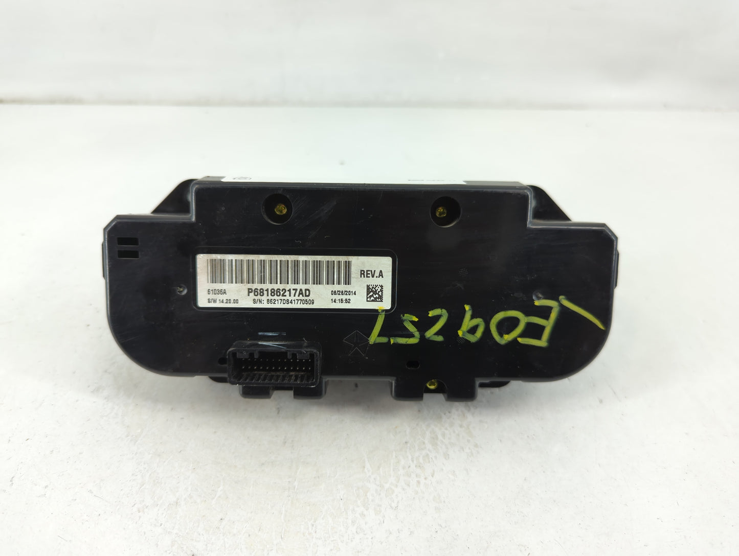 2014 Dodge Ram 1500 Climate Control Module Temperature AC/Heater Replacement P/N:P68186217AD Fits OEM Used Auto Parts - Oemu