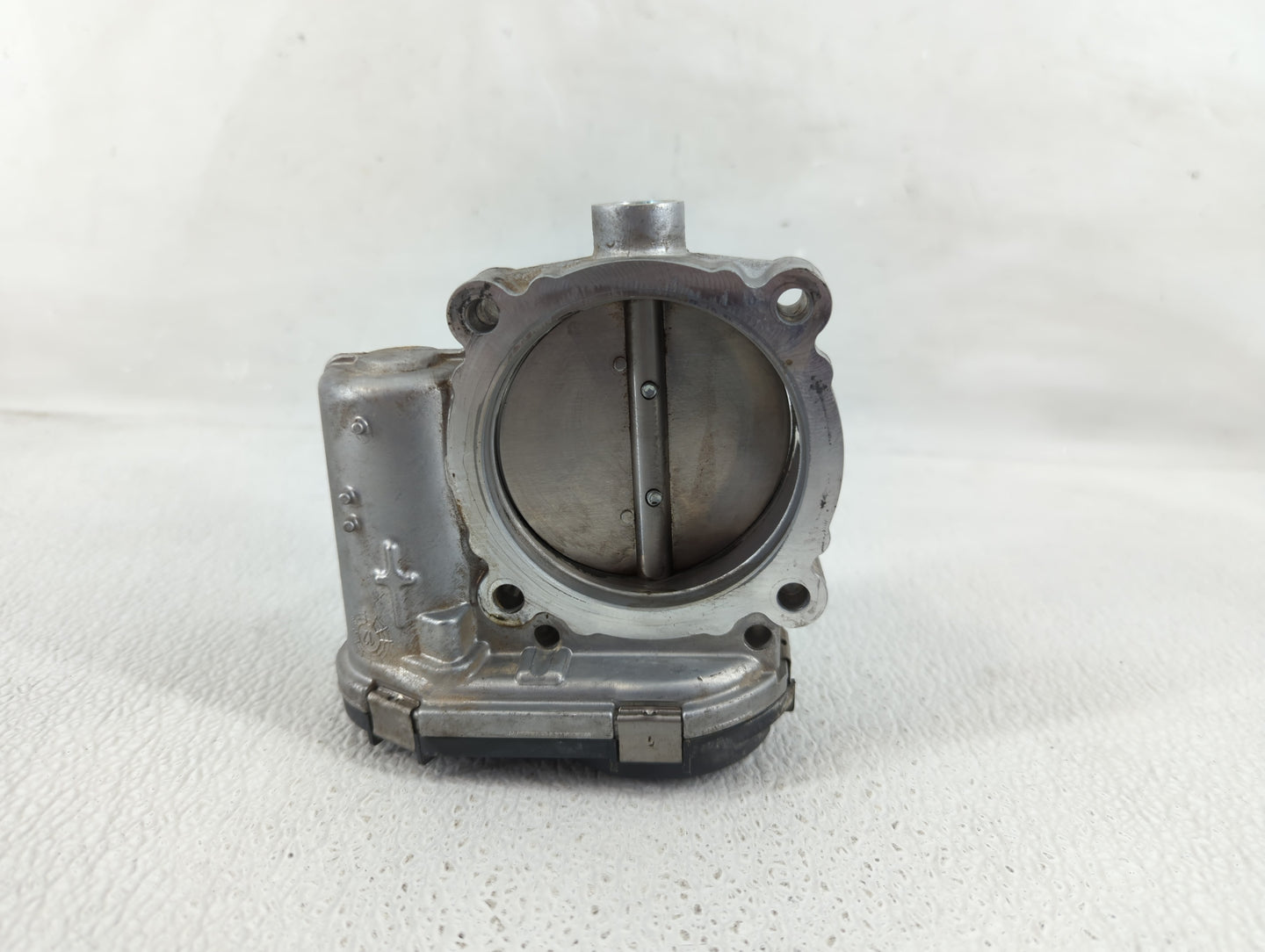 2014 Dodge Ram 1500 Throttle Body P/N:05184349AC Fits Fits 2011 2012 2013 2015 2016 2017 2018 2019 2020 2021 2022 OEM Used A