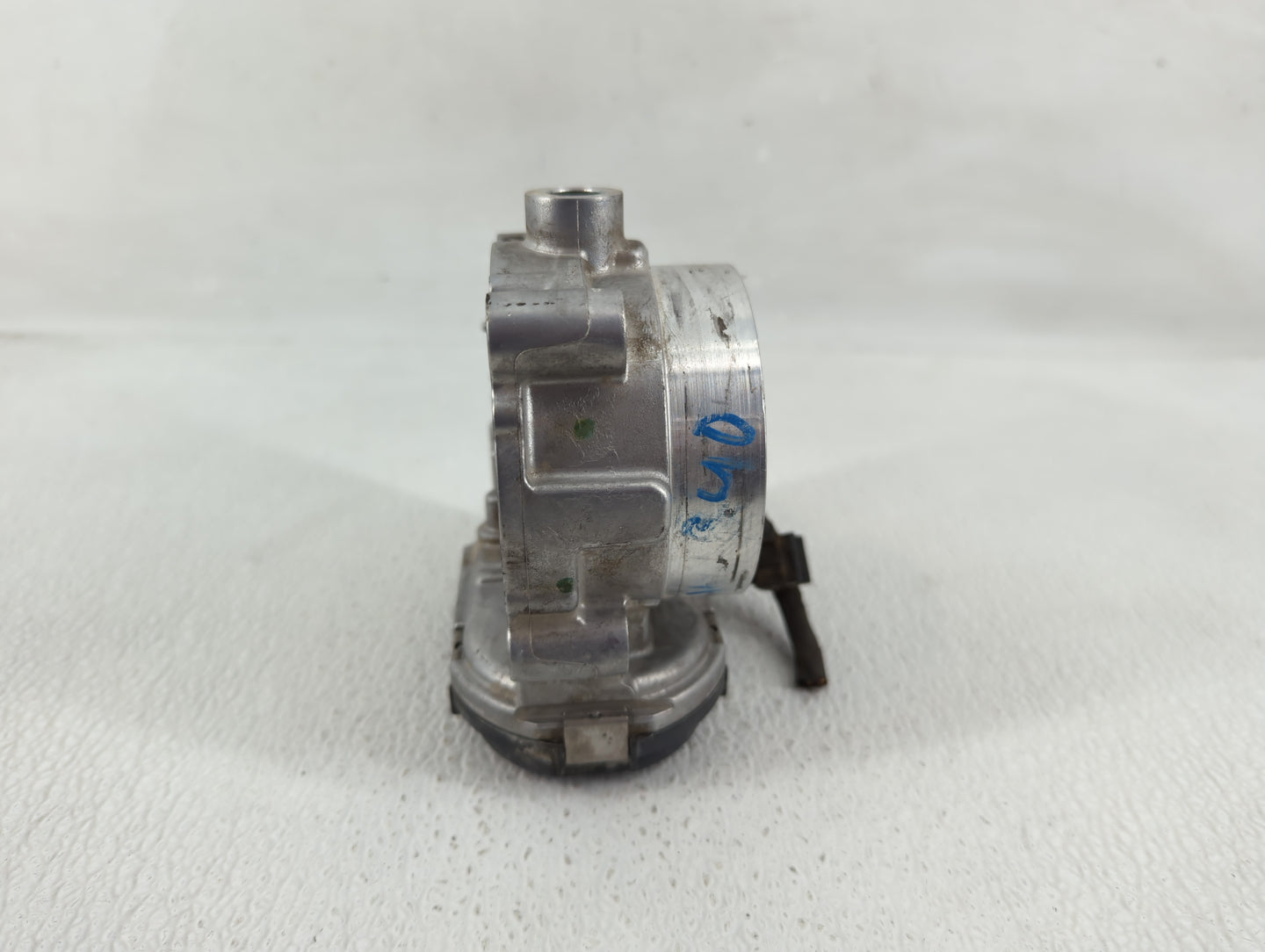 2014 Dodge Ram 1500 Throttle Body P/N:05184349AC Fits Fits 2011 2012 2013 2015 2016 2017 2018 2019 2020 2021 2022 OEM Used A