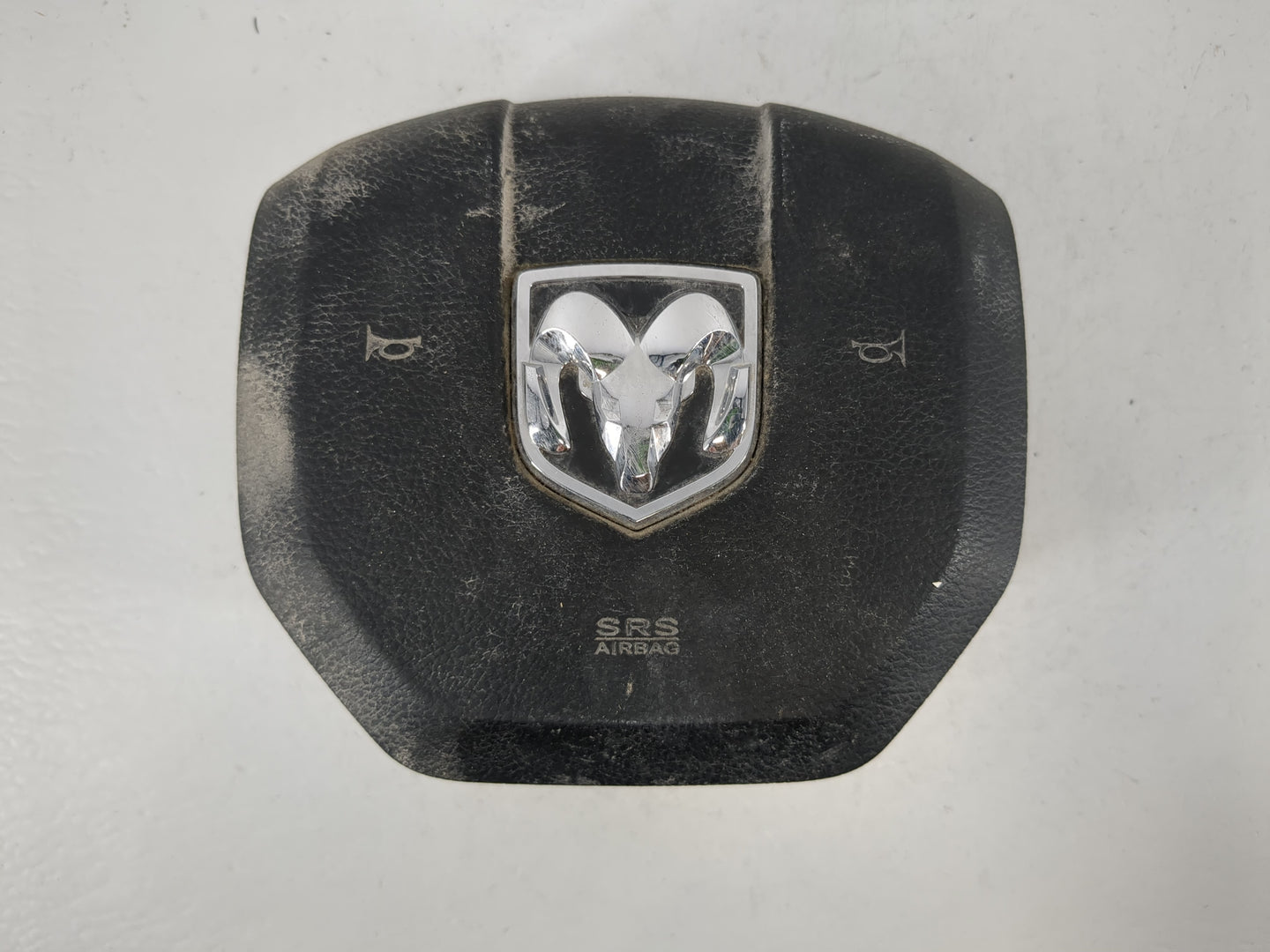 2014 Dodge Ram 1500 Air Bag Driver Left Steering Wheel Mounted P/N:P1EF19DX9AH Fits OEM Used Auto Parts - Oemusedautoparts1.