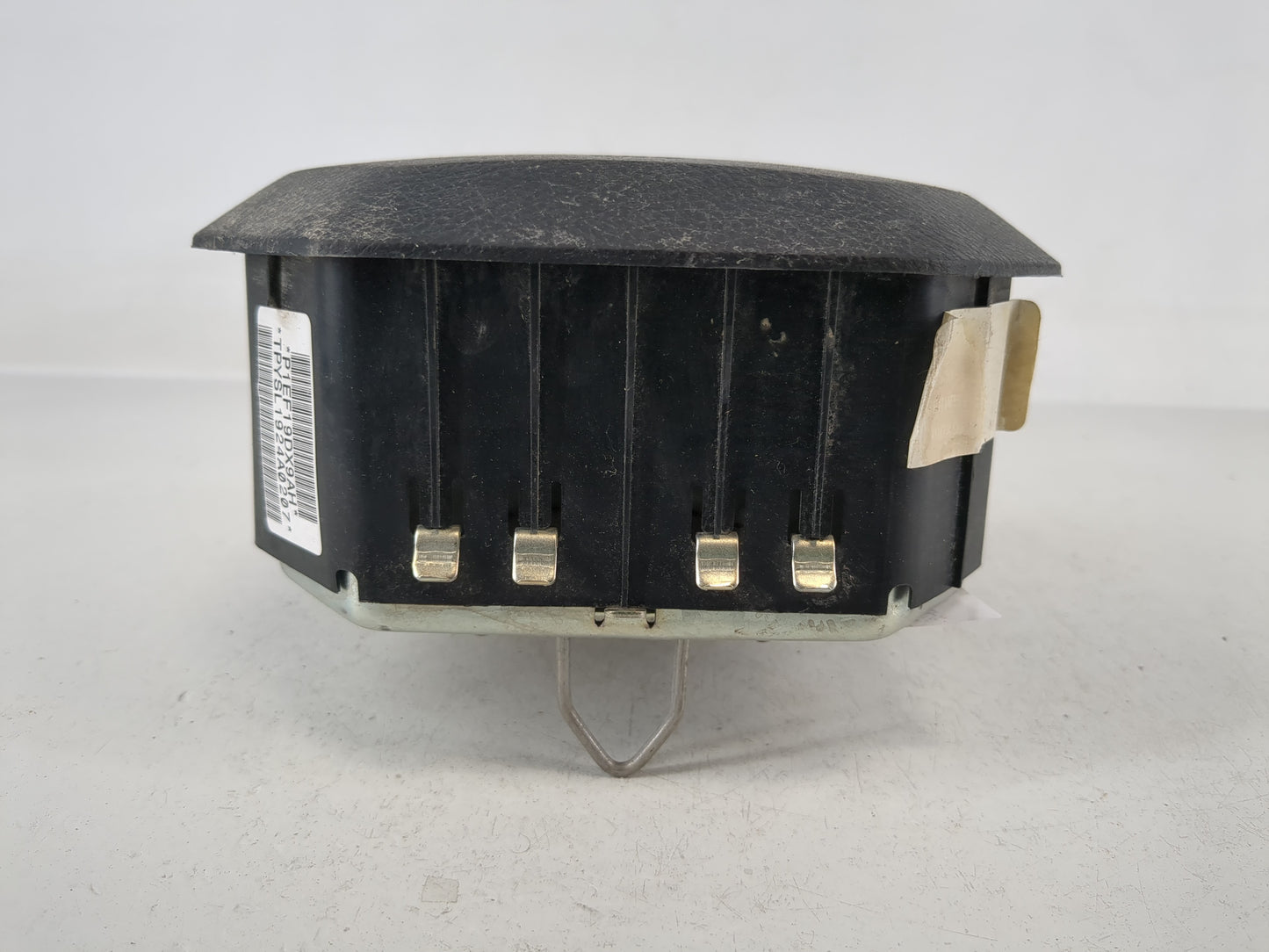 2014 Dodge Ram 1500 Air Bag Driver Left Steering Wheel Mounted P/N:P1EF19DX9AH Fits OEM Used Auto Parts - Oemusedautoparts1.