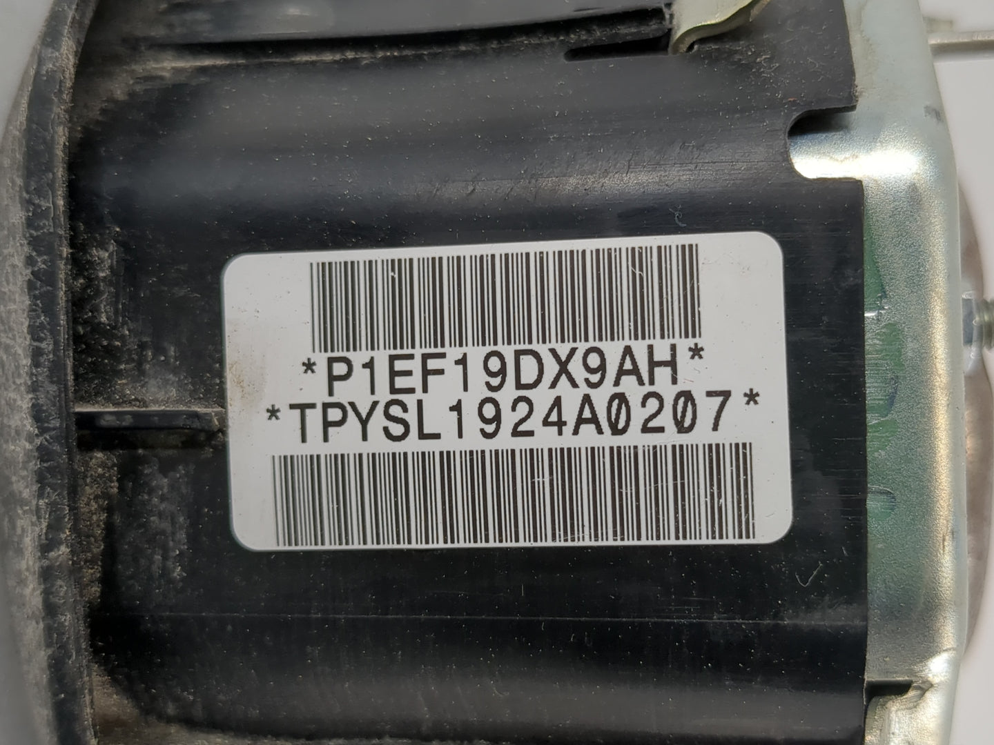 2014 Dodge Ram 1500 Air Bag Driver Left Steering Wheel Mounted P/N:P1EF19DX9AH Fits OEM Used Auto Parts - Oemusedautoparts1.