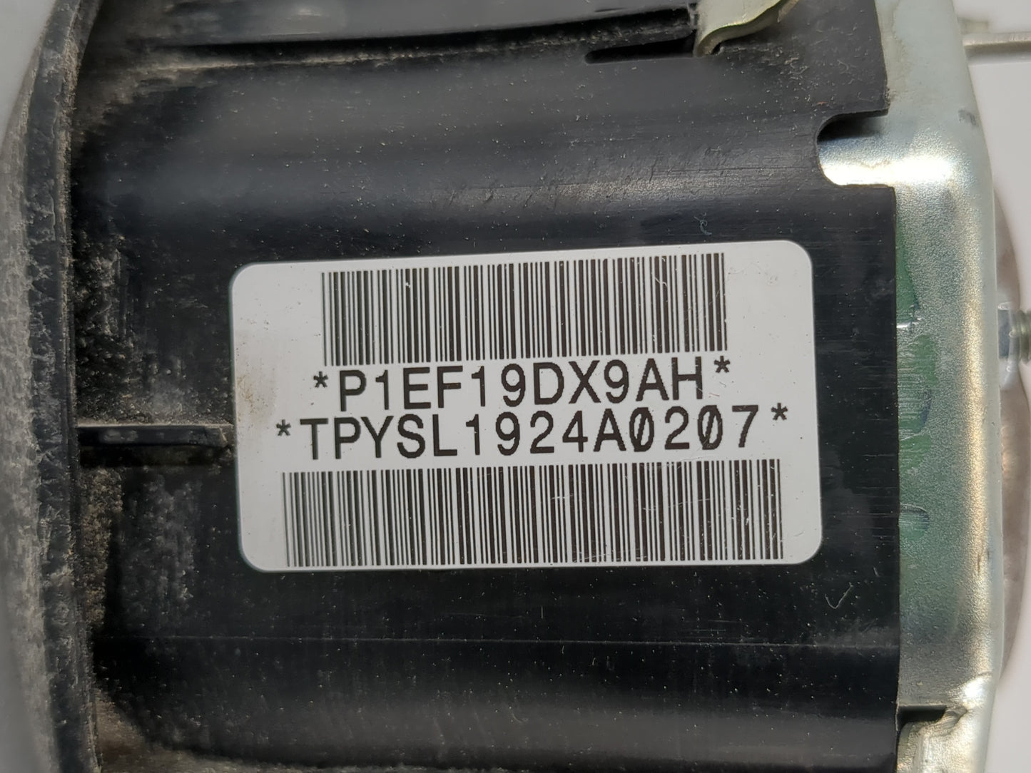 2014 Dodge Ram 1500 Air Bag Driver Left Steering Wheel Mounted P/N:P1EF19DX9AH Fits OEM Used Auto Parts - Oemusedautoparts1.