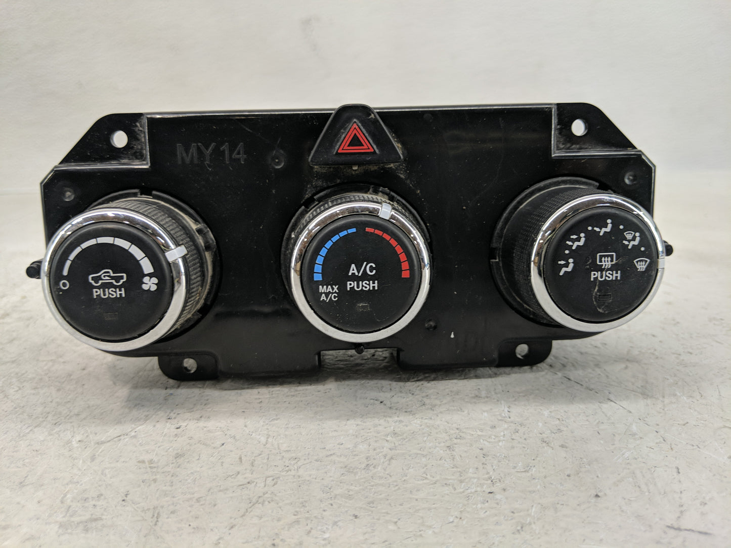 2014 Dodge Ram 1500 Climate Control Module Temperature AC/Heater Replacement P/N:P68186217AC Fits OEM Used Auto Parts - Oemu