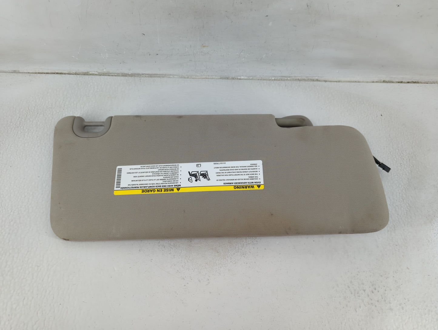2014 Dodge Ram 1500 Sun Visor Shade Replacement Driver Left Mirror Fits Fits 2013 2015 2016 2017 2018 OEM Used Auto Parts - 
