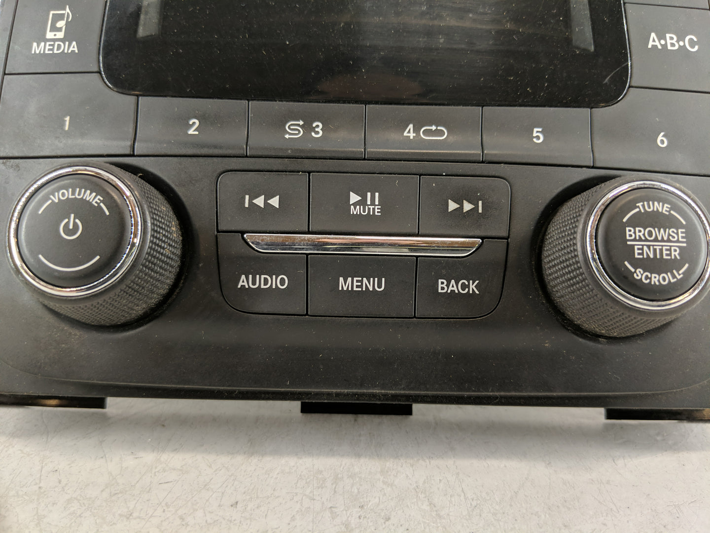 2014 Dodge Ram 1500 Radio AM FM Cd Player Receiver Replacement P/N:P68226683AA Fits OEM Used Auto Parts - Oemusedautoparts1.