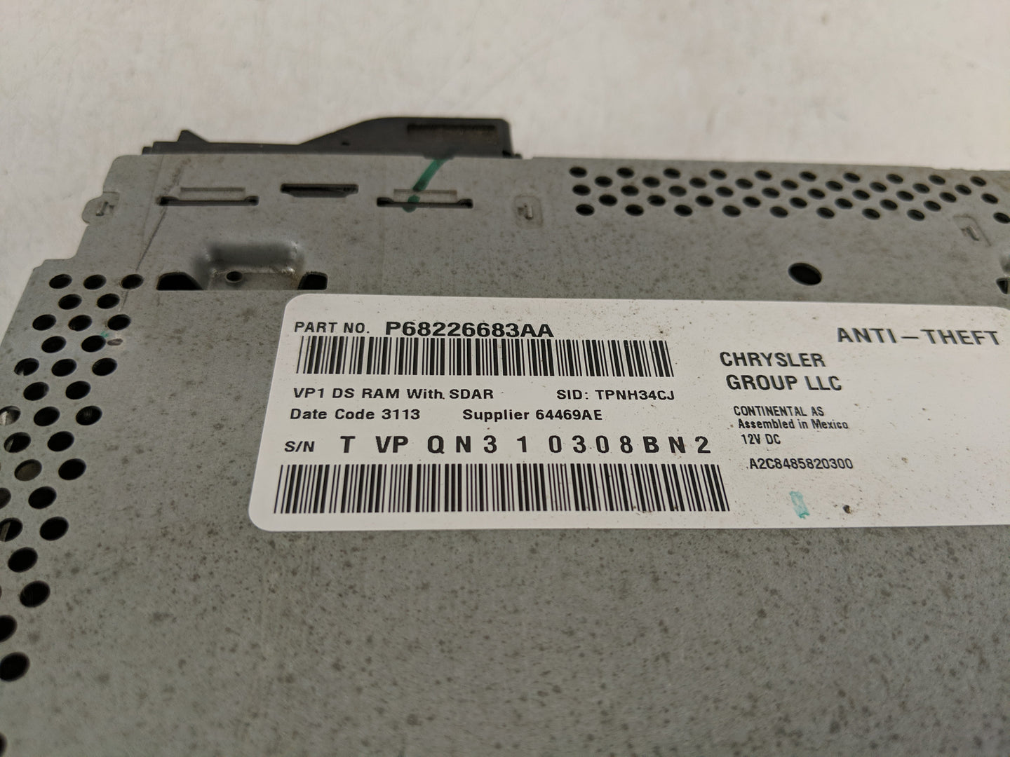 2014 Dodge Ram 1500 Radio AM FM Cd Player Receiver Replacement P/N:P68226683AA Fits OEM Used Auto Parts - Oemusedautoparts1.