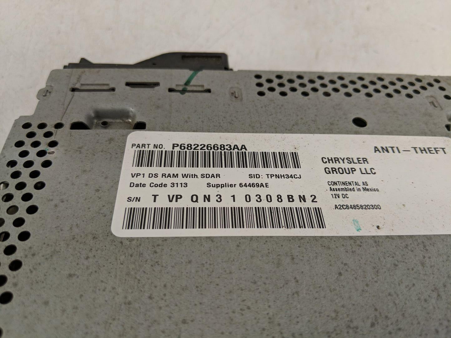 2014 Dodge Ram 1500 Radio AM FM Cd Player Receiver Replacement P/N:P68226683AA Fits OEM Used Auto Parts - Oemusedautoparts1.