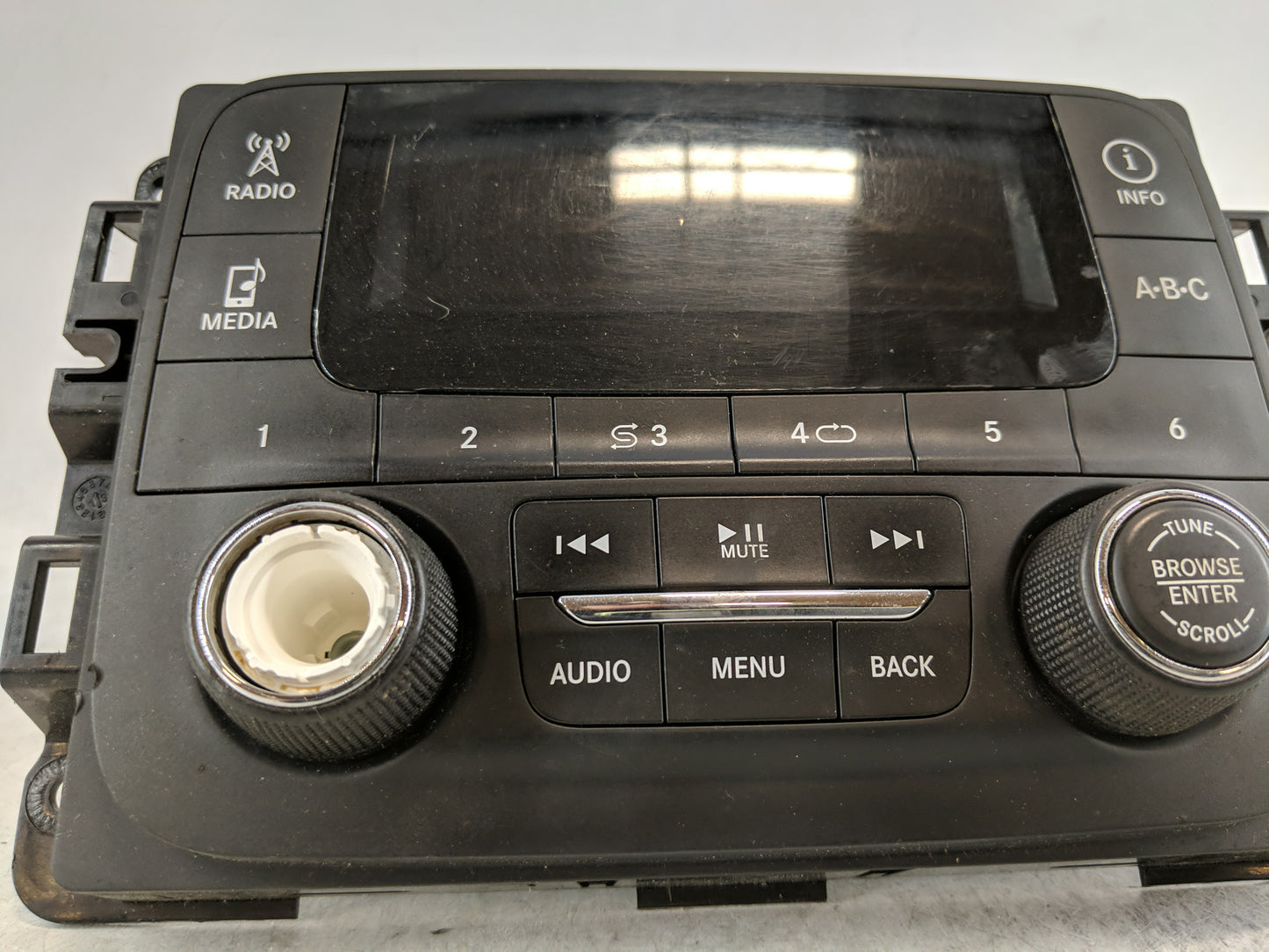 2014 Dodge Ram 1500 Radio AM FM Cd Player Receiver Replacement P/N:P68226683AA Fits OEM Used Auto Parts - Oemusedautoparts1.