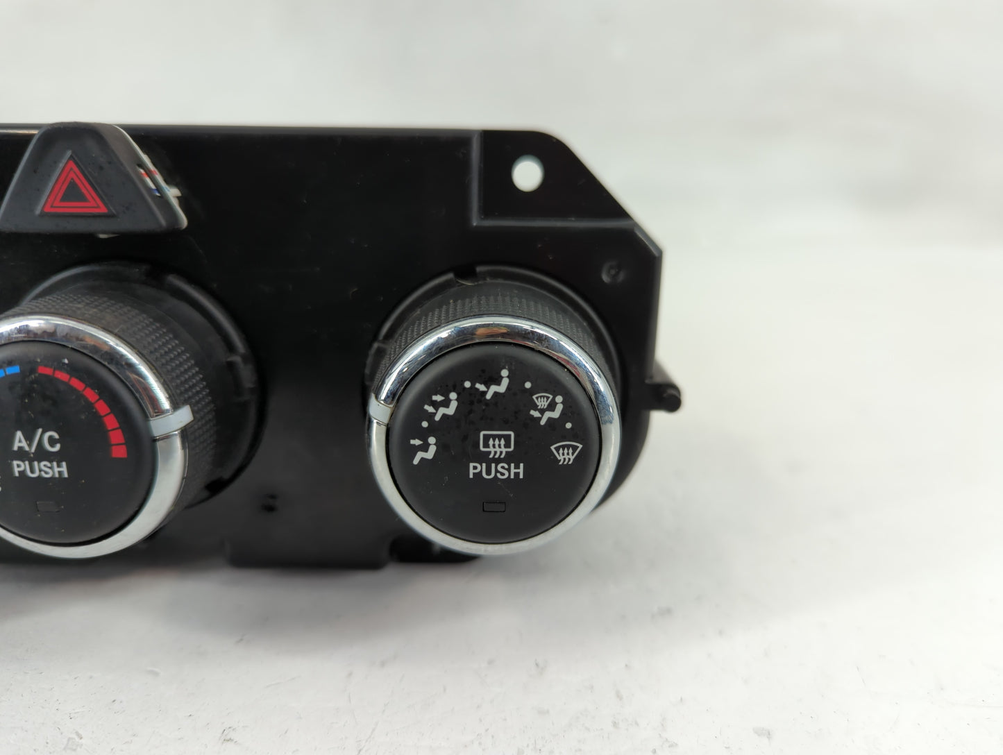 2014 Dodge Ram 1500 Climate Control Module Temperature AC/Heater Replacement P/N:P68186217AC Fits OEM Used Auto Parts - Oemu