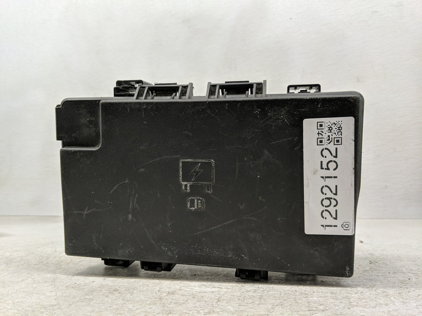 2014 Dodge Ram 1500 Fusebox Fuse Box Panel Relay Module P/N:7140-1980-30 P68089578AG Fits OEM Used Auto Parts - Oemusedautop