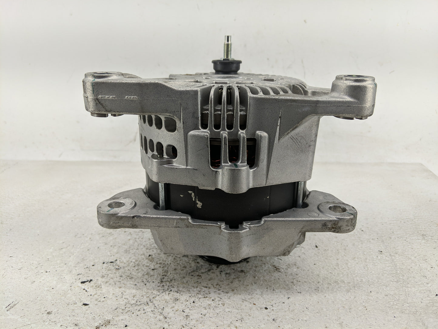 2014 Dodge Ram 1500 Alternator Replacement Generator Charging Assembly Engine OEM P/N:4801769AD Fits OEM Used Auto Parts - O