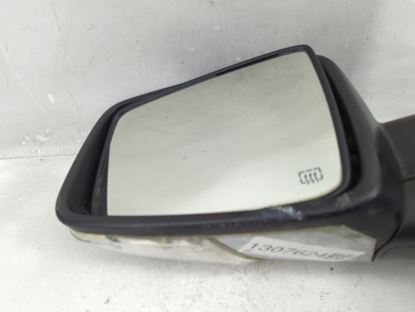 2014 Dodge Ram 1500 Driver Side View Mirror - Left Door Mirror OEM Used - Oemusedautoparts1.com