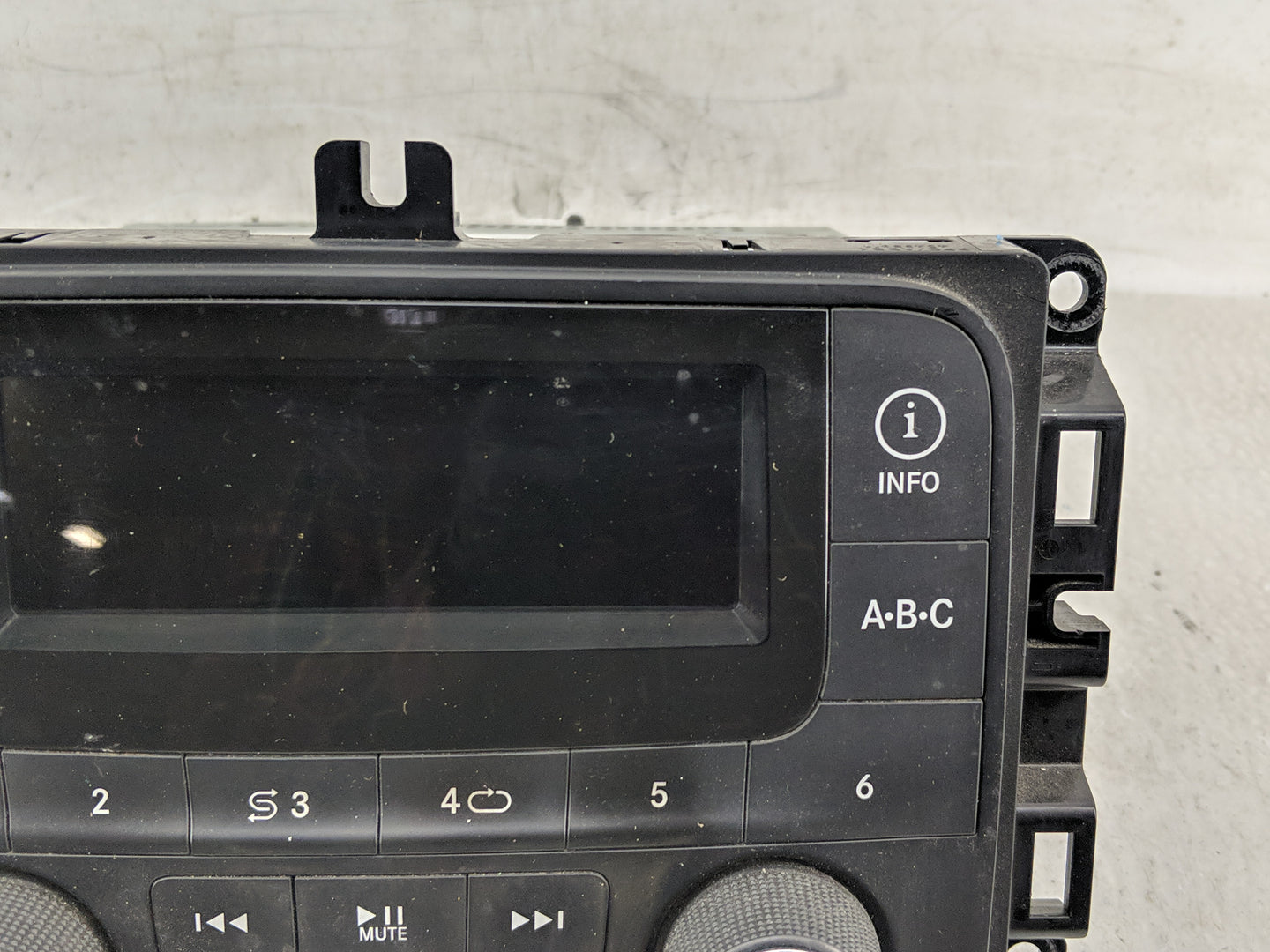 2014 Dodge Ram 1500 Radio AM FM Cd Player Receiver Replacement P/N:P68226683AA Fits OEM Used Auto Parts - Oemusedautoparts1.
