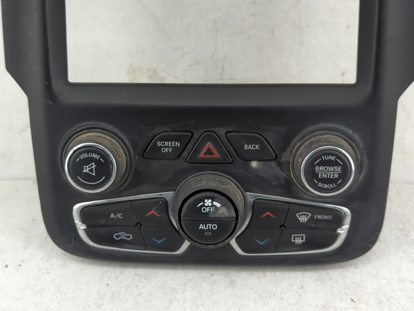 2014 Dodge Ram 1500 Climate Control Module Temperature AC/Heater Replacement P/N:1UJ97DX9AF Fits OEM Used Auto Parts - Oemus