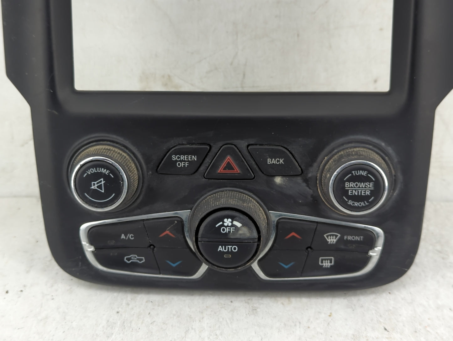 2014 Dodge Ram 1500 Climate Control Module Temperature AC/Heater Replacement P/N:1UJ97DX9AF Fits OEM Used Auto Parts - Oemus