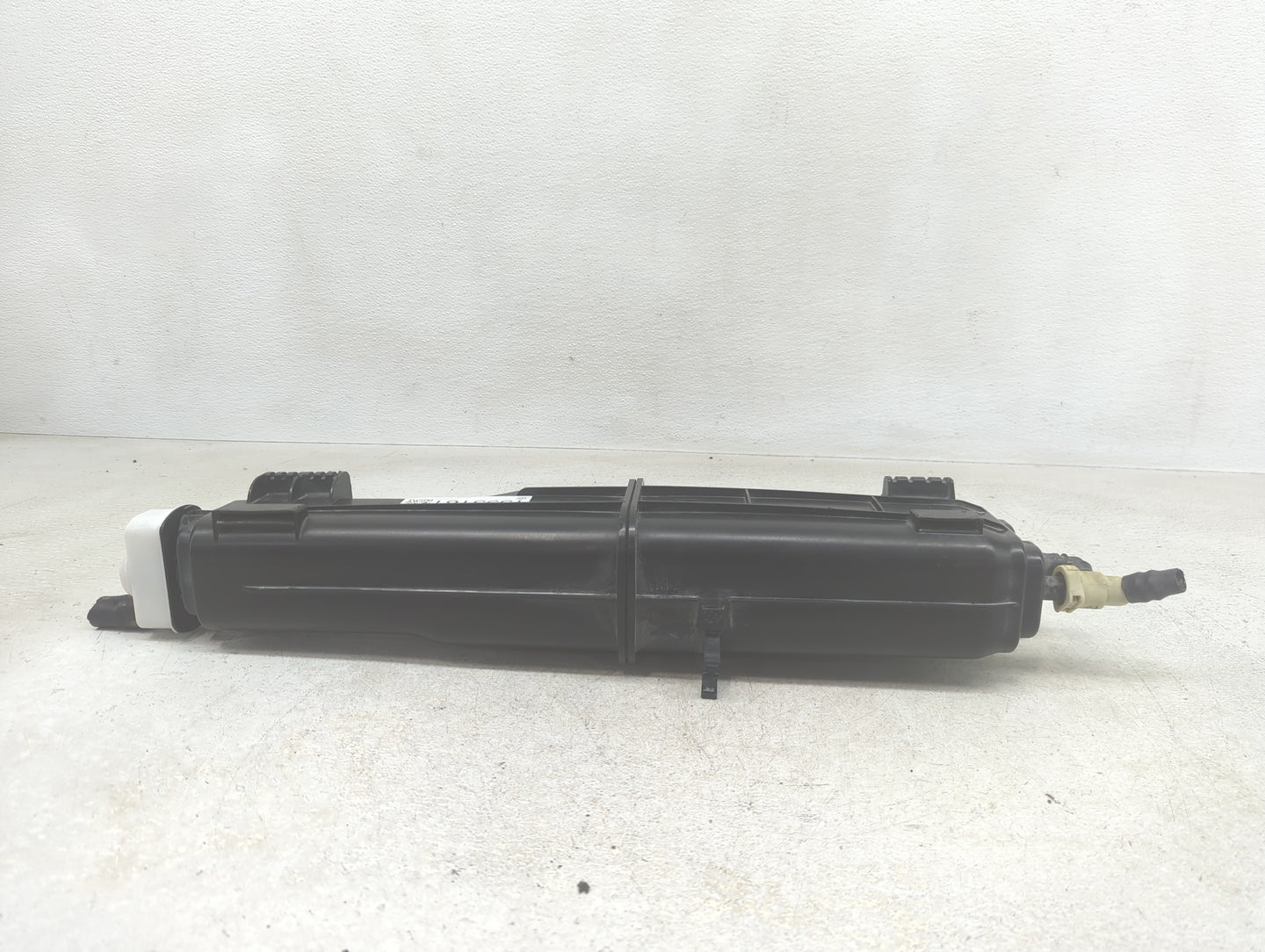 2014 Dodge Ram 1500 Fuel Vapor Charcoal Canister - Oemusedautoparts1.com