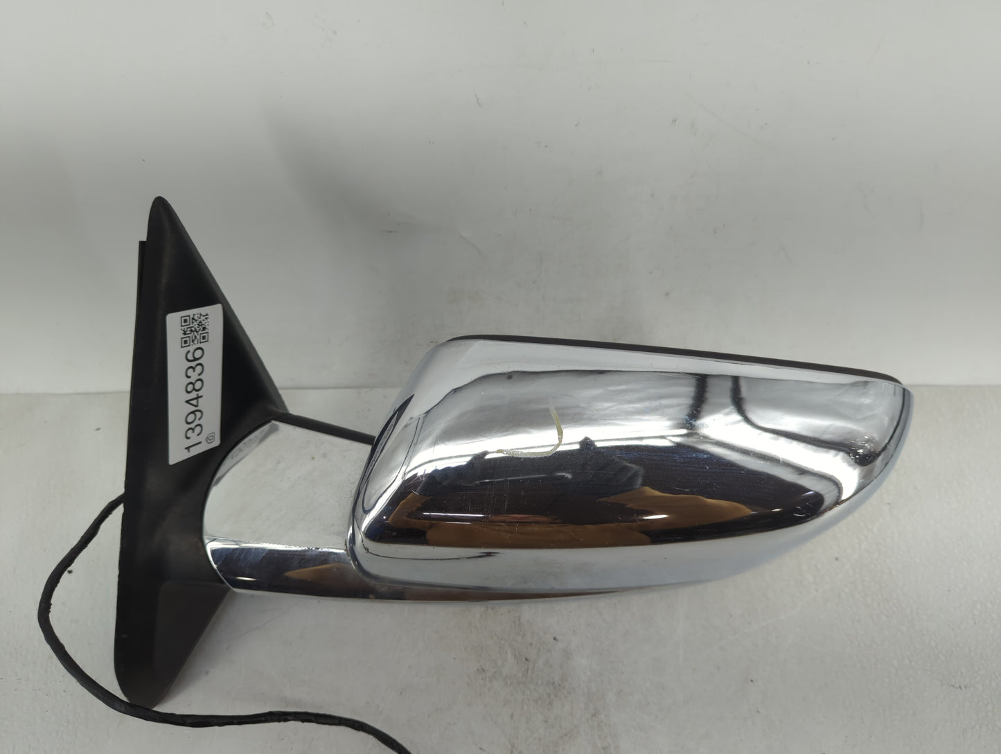 2014 Dodge Ram 1500 Driver Side View Mirror - Left Door Mirror OEM Used - Oemusedautoparts1.com