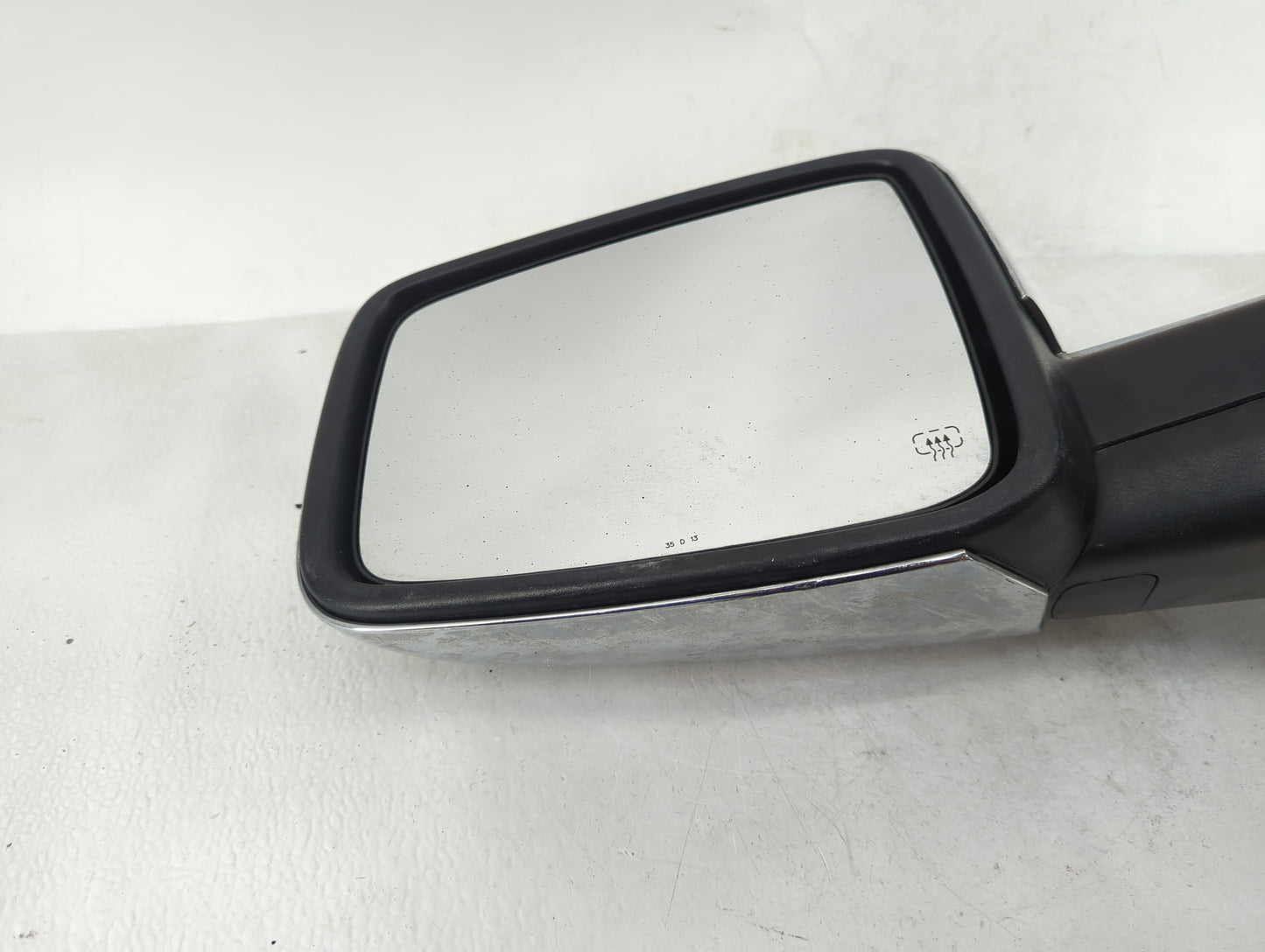 2014 Dodge Ram 1500 Driver Side View Mirror - Left Door Mirror OEM Used - Oemusedautoparts1.com