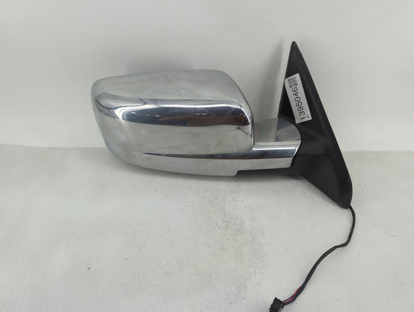 2014 Dodge Ram 1500 Passenger Side View Mirror - Right Door Mirror OEM Used - Oemusedautoparts1.com