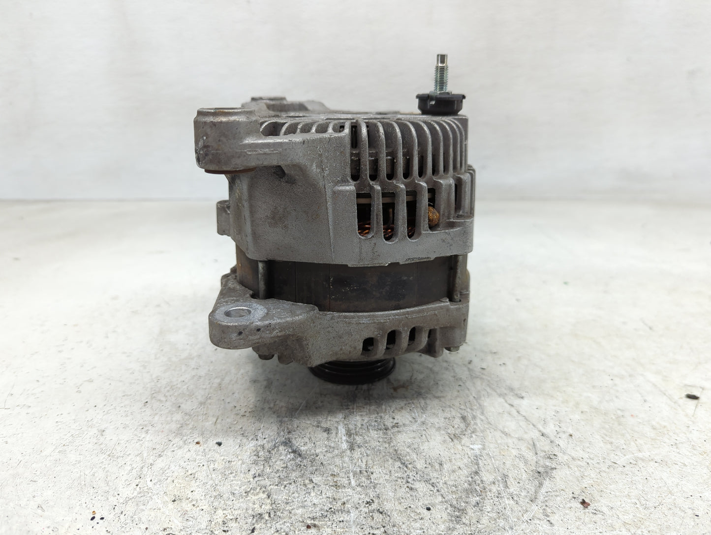2014 Dodge Ram 1500 Alternator Replacement Generator Charging Assembly Engine OEM P/N:4801769AA Fits OEM Used Auto Parts - O