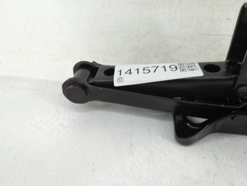 2014 Dodge Ram 1500 Spare Scissor Car Jack