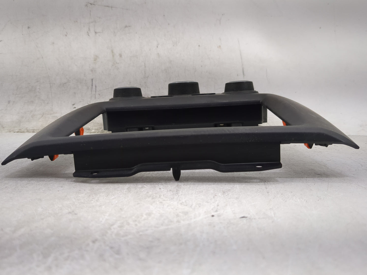 2014 Dodge Ram 1500 Climate Control Module Temperature AC/Heater Replacement P/N:1UJ97DX9AE Fits OEM Used Auto Parts - Oemus