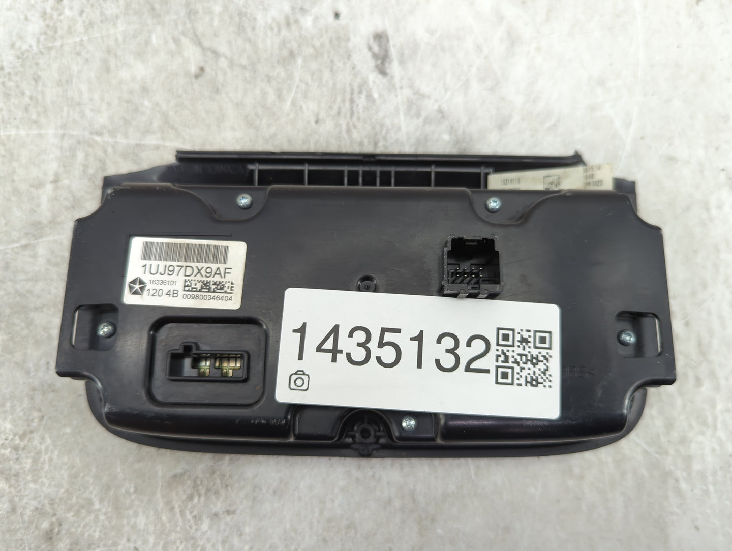 2014 Dodge Ram 1500 Climate Control Module Temperature AC/Heater Replacement P/N:1UJ97DX9AF 16336101 Fits OEM Used Auto Part
