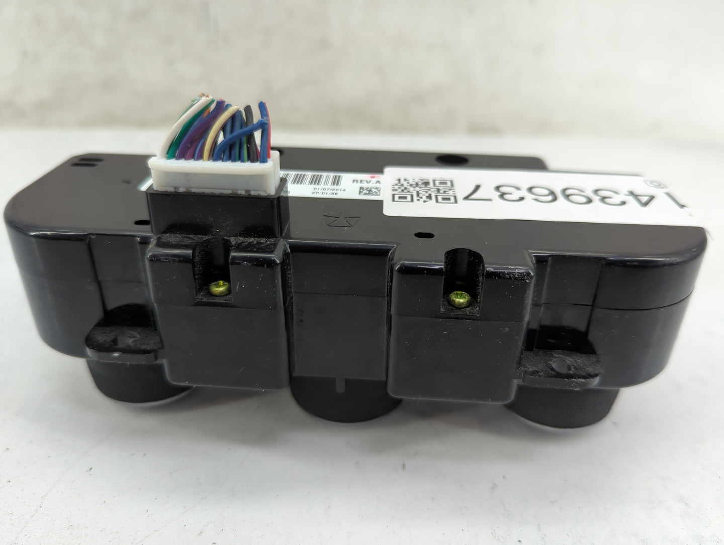 2014 Dodge Ram 1500 Climate Control Module Temperature AC/Heater Replacement P/N:P68186217AC Fits OEM Used Auto Parts - Oemu