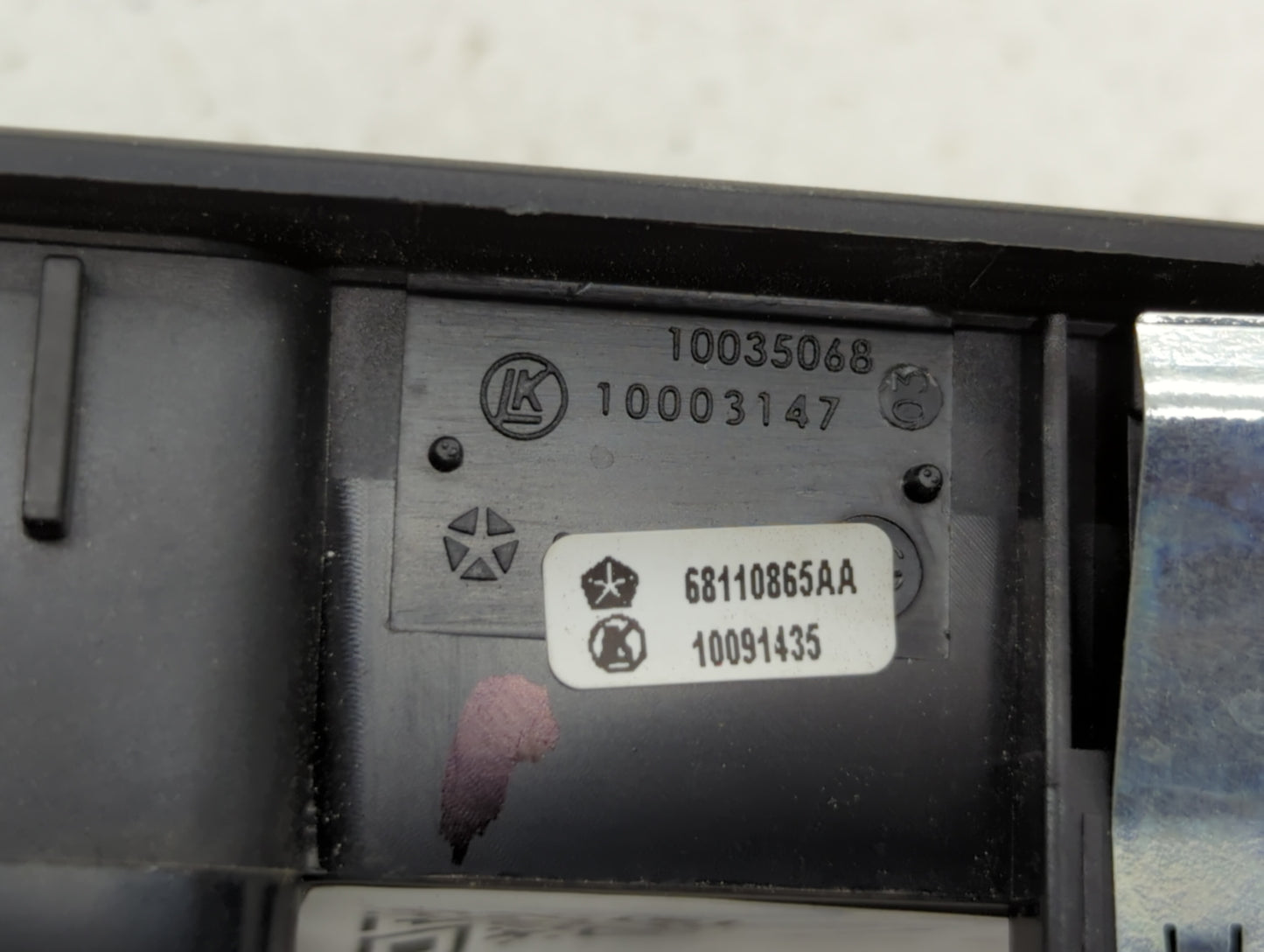 2014 Dodge Ram 1500 Passenger Right Power Window Switch 68110865aa - Oemusedautoparts1.com