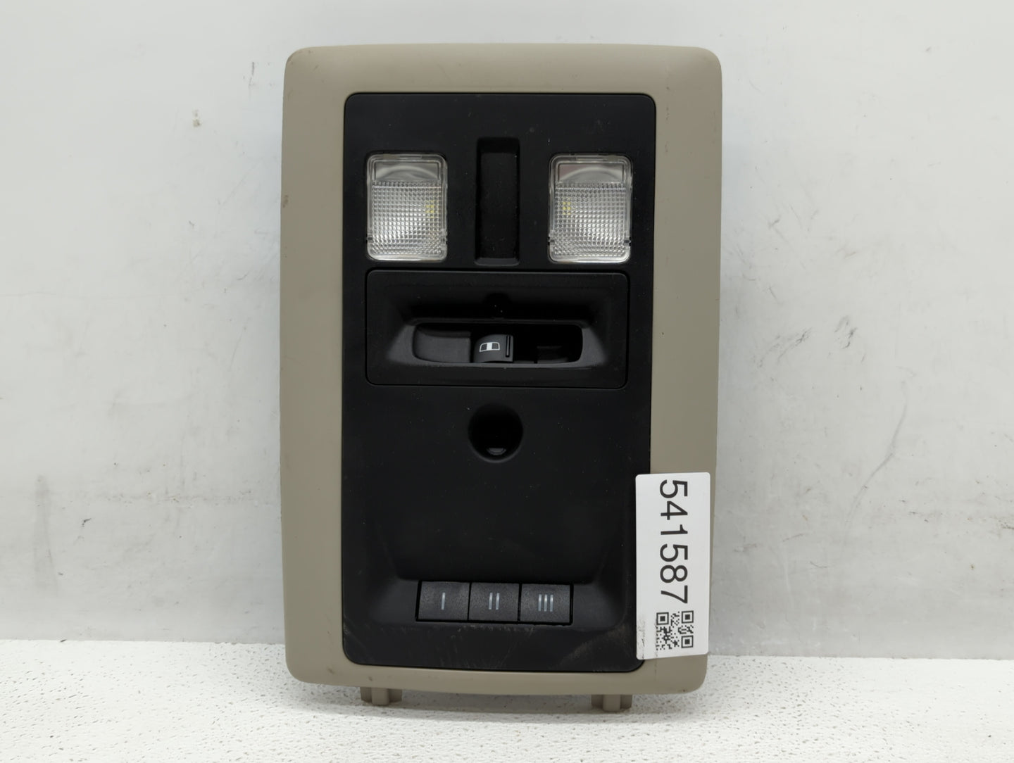 2014 Dodge Ram 1500 Center Floor Console P/N:68105822AB Fits Fits 2013 2015 OEM Used Auto Parts - Oemusedautoparts1.com