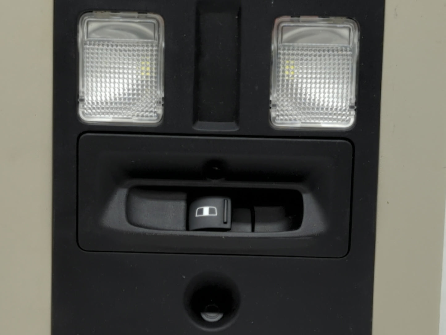 2014 Dodge Ram 1500 Center Floor Console P/N:68105822AB Fits Fits 2013 2015 OEM Used Auto Parts - Oemusedautoparts1.com
