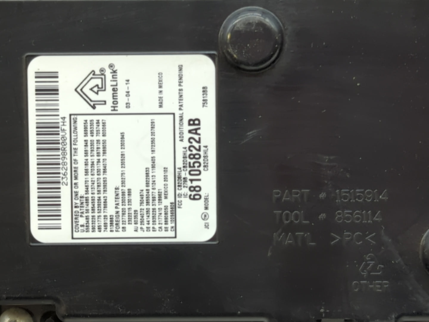 2014 Dodge Ram 1500 Center Floor Console P/N:68105822AB Fits Fits 2013 2015 OEM Used Auto Parts - Oemusedautoparts1.com