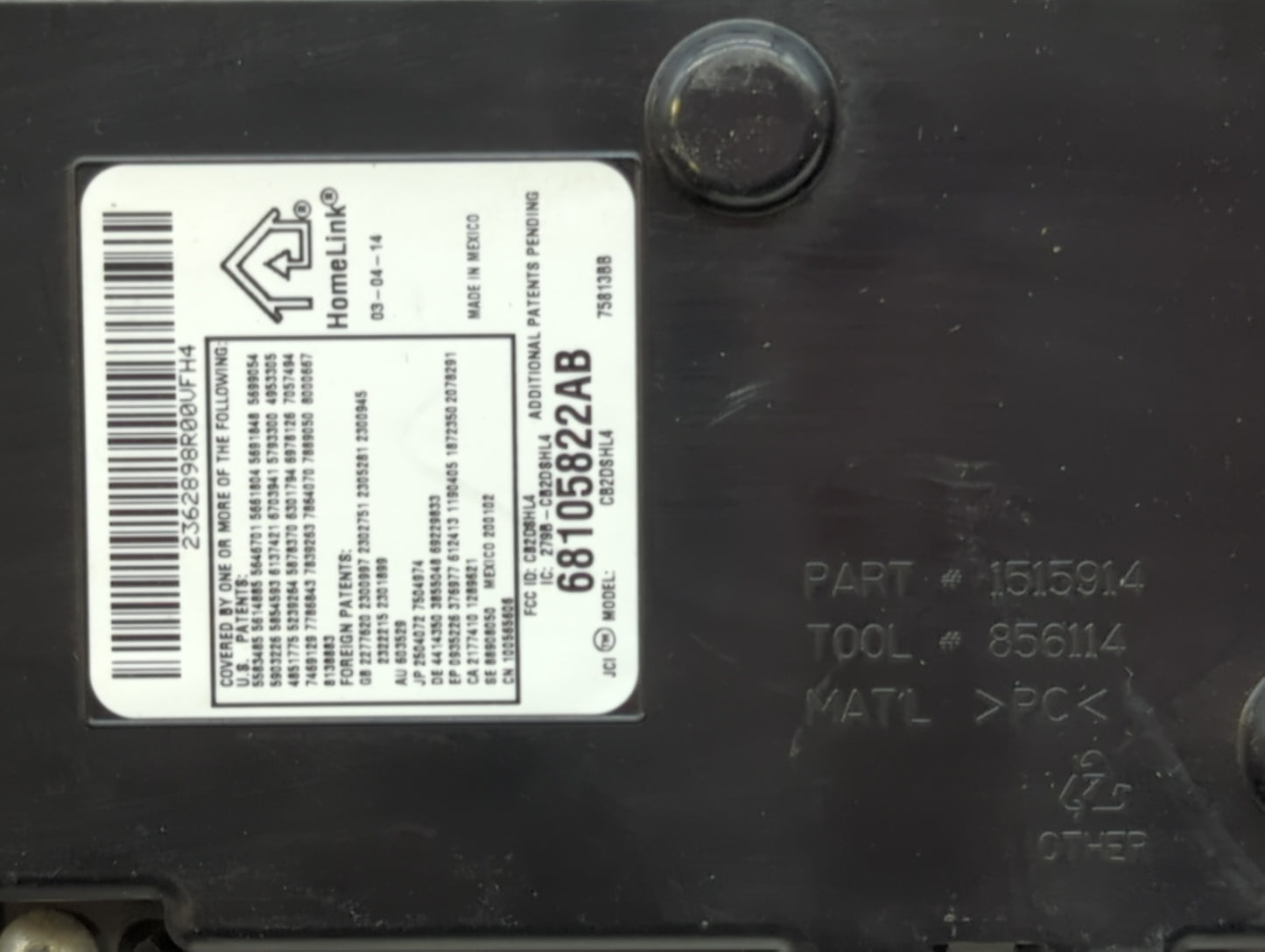 2014 Dodge Ram 1500 Center Floor Console P/N:68105822AB Fits Fits 2013 2015 OEM Used Auto Parts - Oemusedautoparts1.com