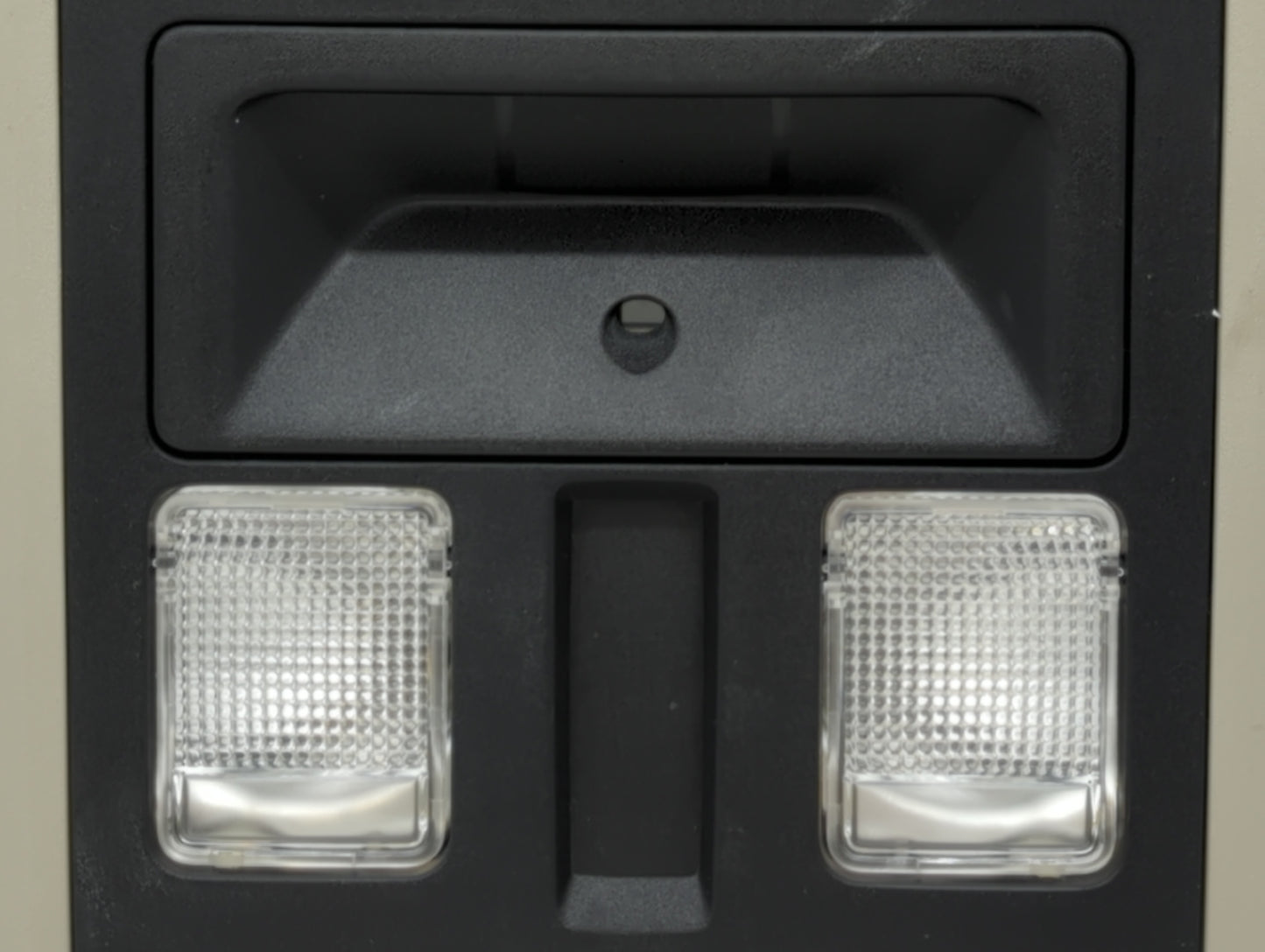 2014 Dodge Ram 1500 Center Floor Console P/N:68105821AB Fits Fits 2013 2015 OEM Used Auto Parts - Oemusedautoparts1.com