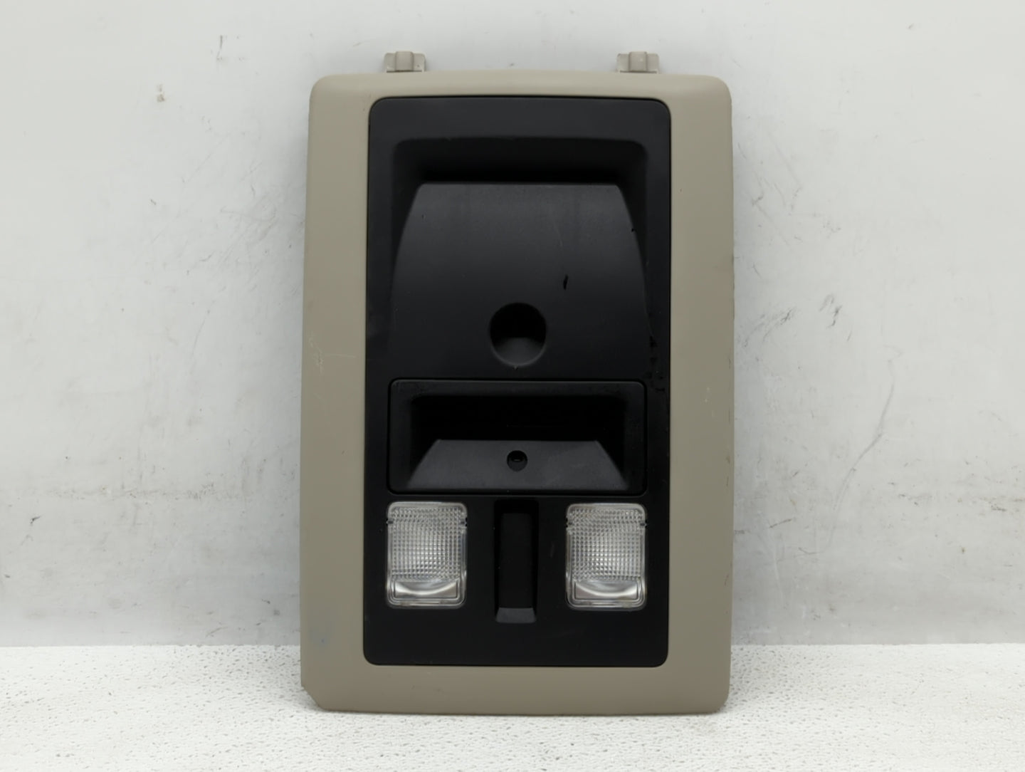 2014 Dodge Ram 1500 Center Floor Console P/N:1515914 Fits Fits 2013 2015 OEM Used Auto Parts - Oemusedautoparts1.com