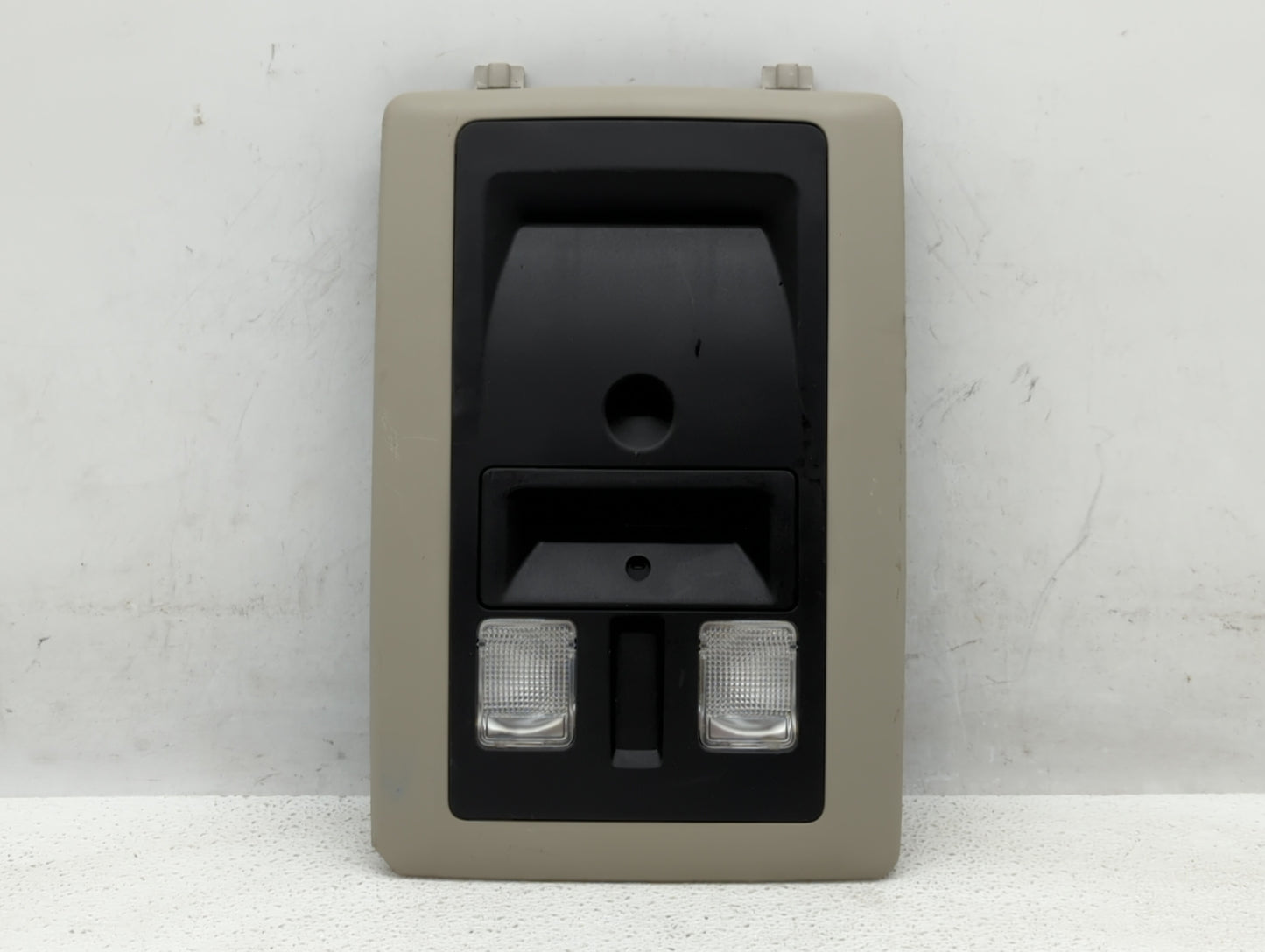 2014 Dodge Ram 1500 Center Floor Console P/N:1515914 Fits Fits 2013 2015 OEM Used Auto Parts - Oemusedautoparts1.com