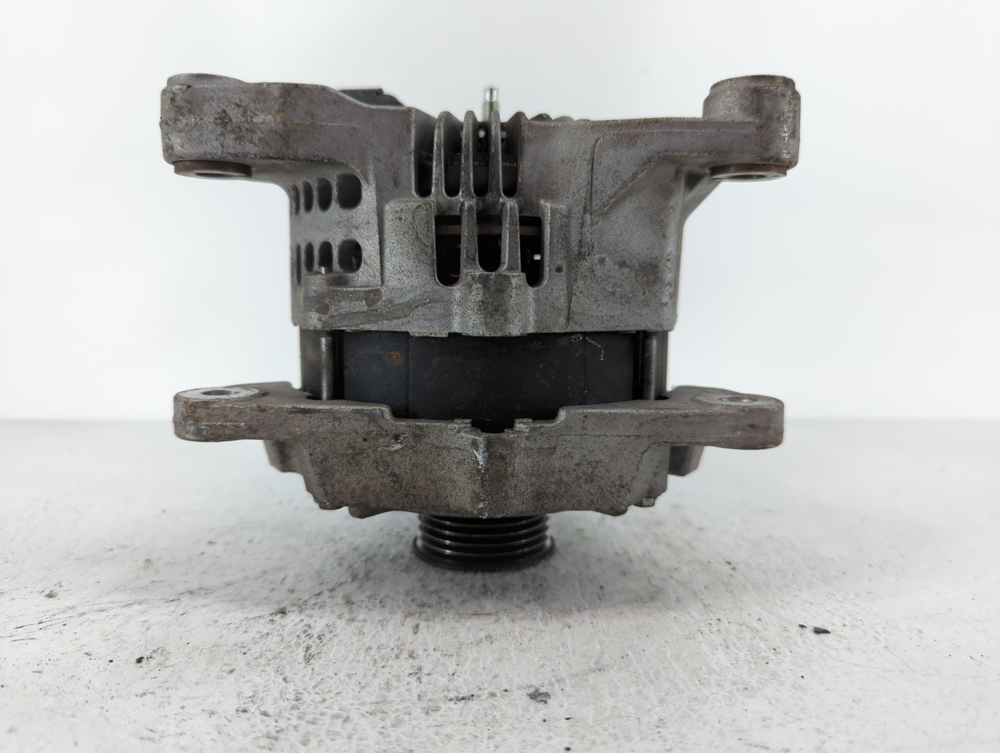 2014 Dodge Ram 1500 Alternator Replacement Generator Charging Assembly Engine OEM P/N:4801769 AA 180HS 28046 3187 Fits OEM U