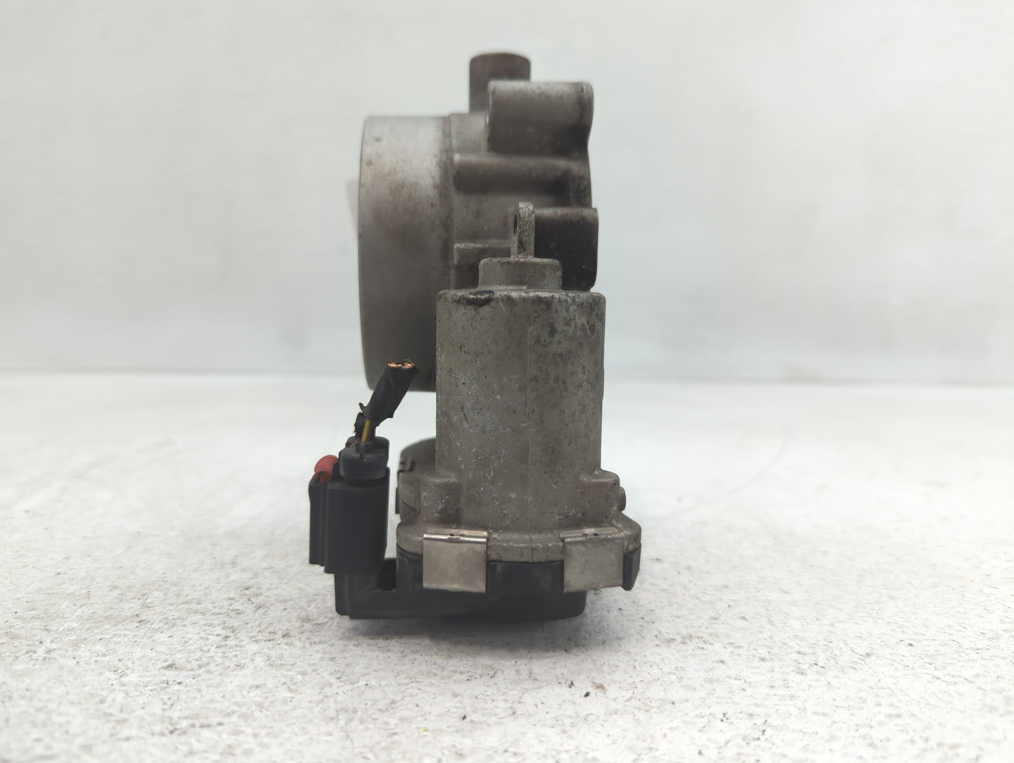 2014 Dodge Ram 1500 Throttle Body P/N:53034251AB Fits Fits 2012 2013 2015 2016 2017 2018 2019 2020 2021 2022 OEM Used Auto P