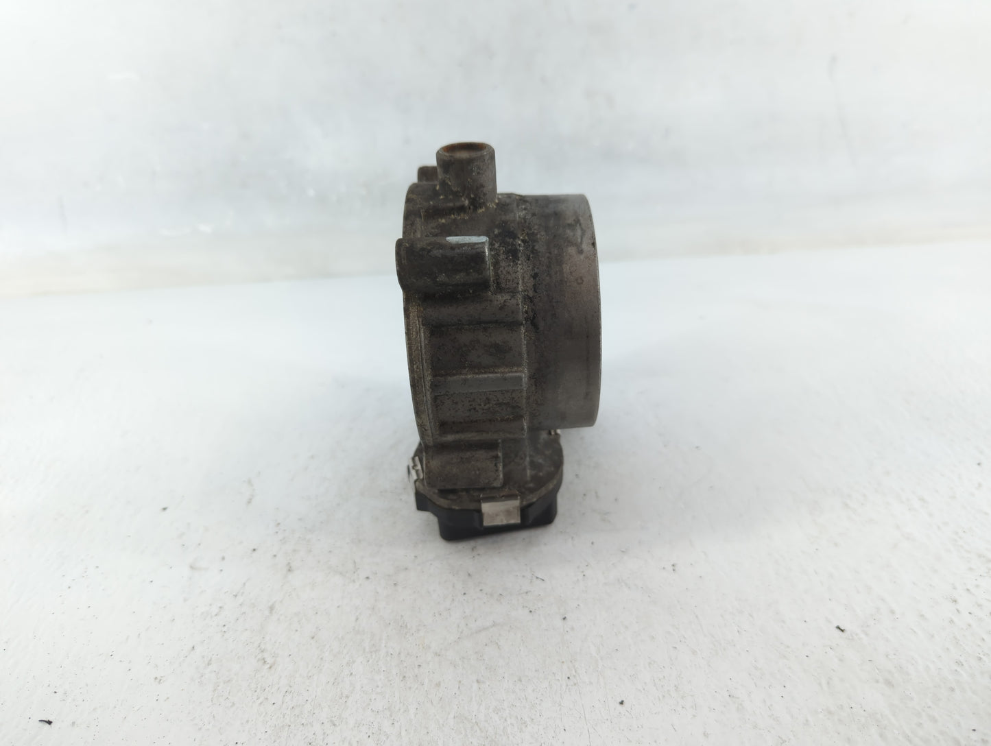 2014 Dodge Ram 1500 Throttle Body P/N:53034251AB Fits Fits 2012 2013 2015 2016 2017 2018 2019 2020 2021 2022 OEM Used Auto P