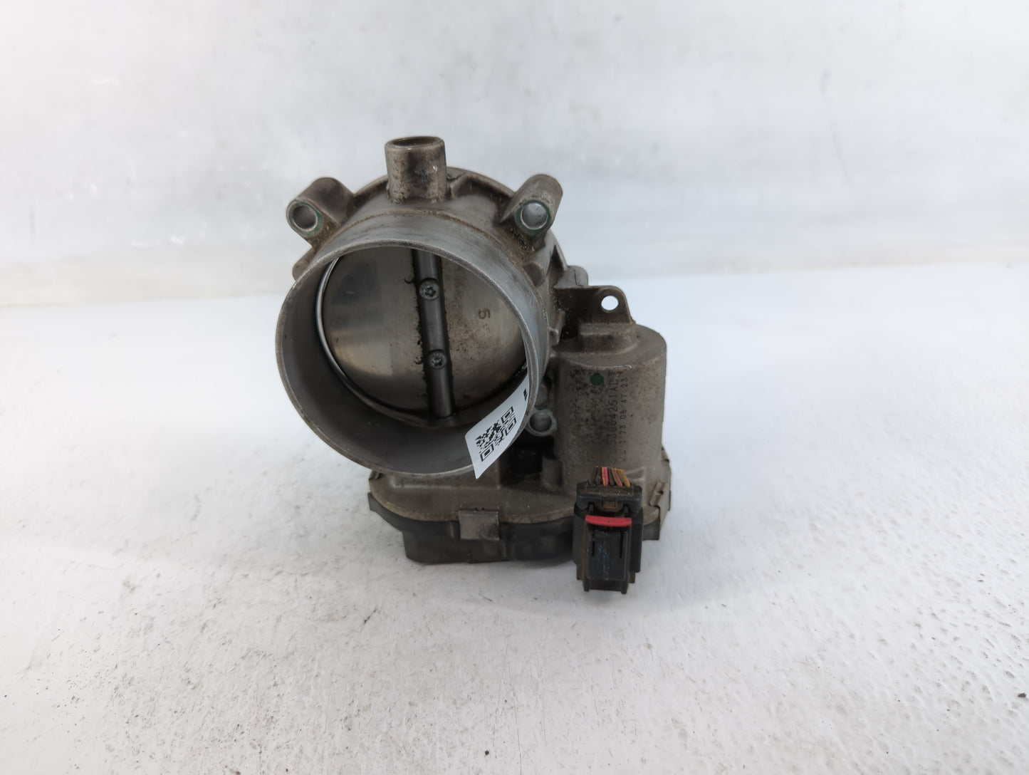 2014 Dodge Ram 1500 Throttle Body P/N:53034251AB Fits Fits 2012 2013 2015 2016 2017 2018 2019 2020 2021 2022 OEM Used Auto P