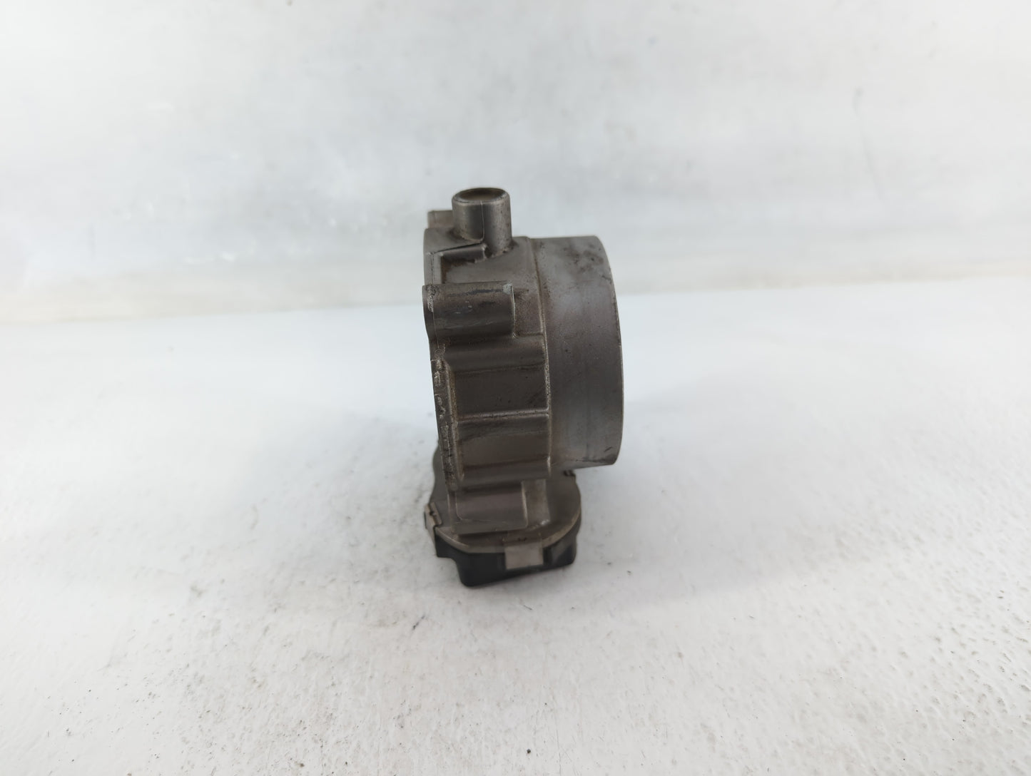 2014 Dodge Ram 1500 Throttle Body P/N:53034251AB Fits Fits 2012 2013 2015 2016 2017 2018 2019 2020 2021 2022 OEM Used Auto P