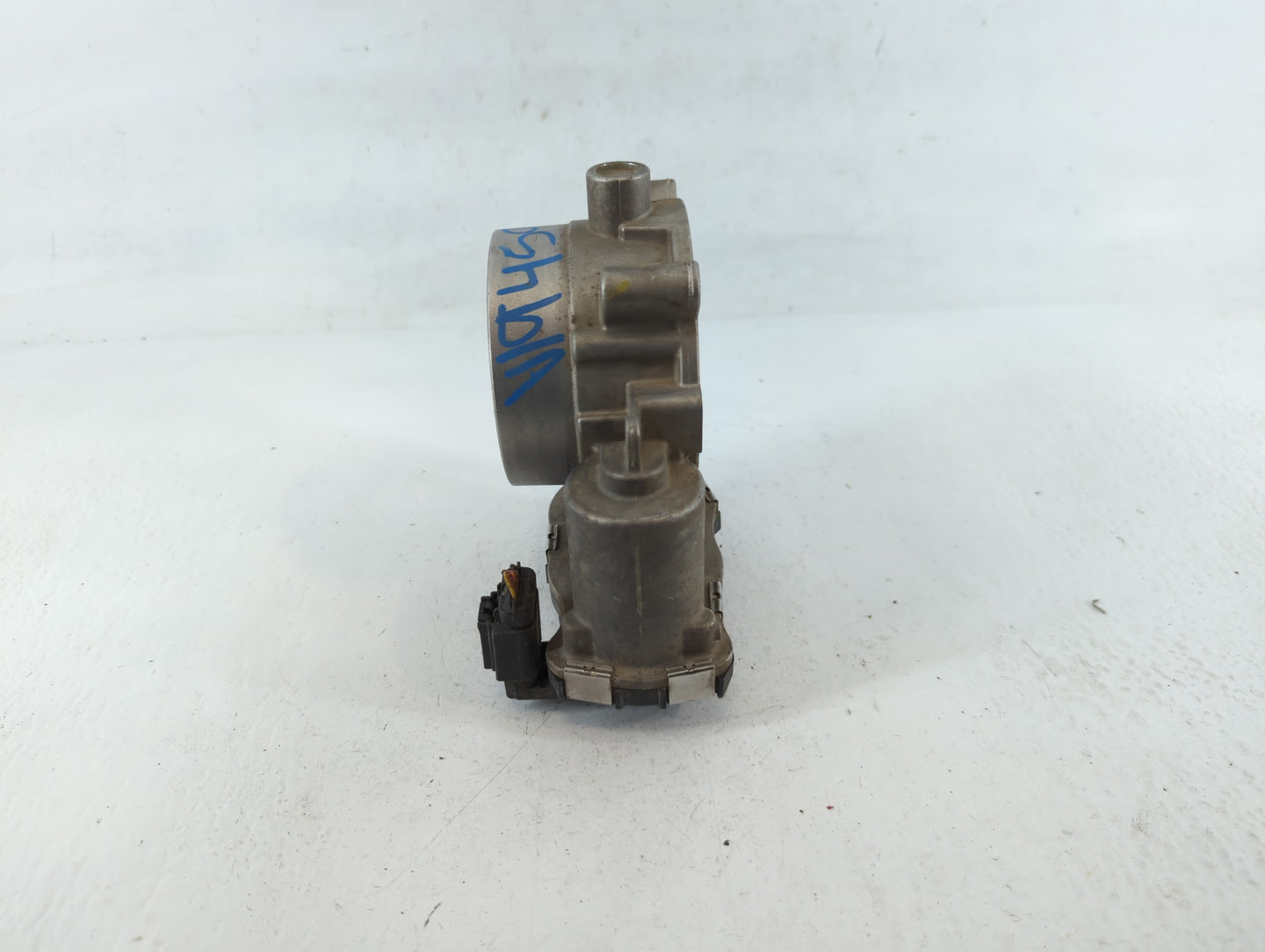2014 Dodge Ram 1500 Throttle Body P/N:53034251AB Fits Fits 2012 2013 2015 2016 2017 2018 2019 2020 2021 2022 OEM Used Auto P